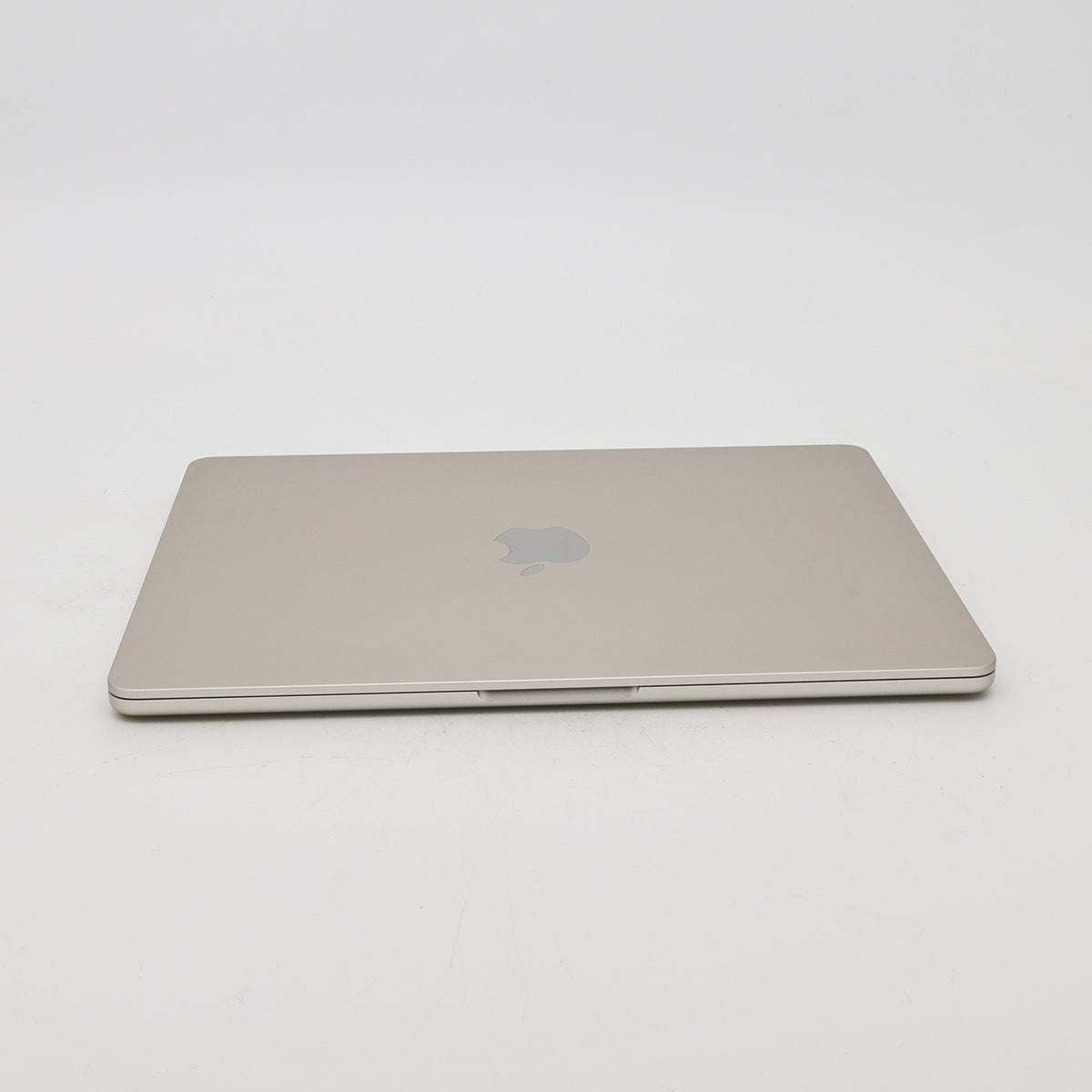 99新 Apple MacBook Air 22年 13寸 M2（8+8核） 8G RAM 256G SSD 星光色