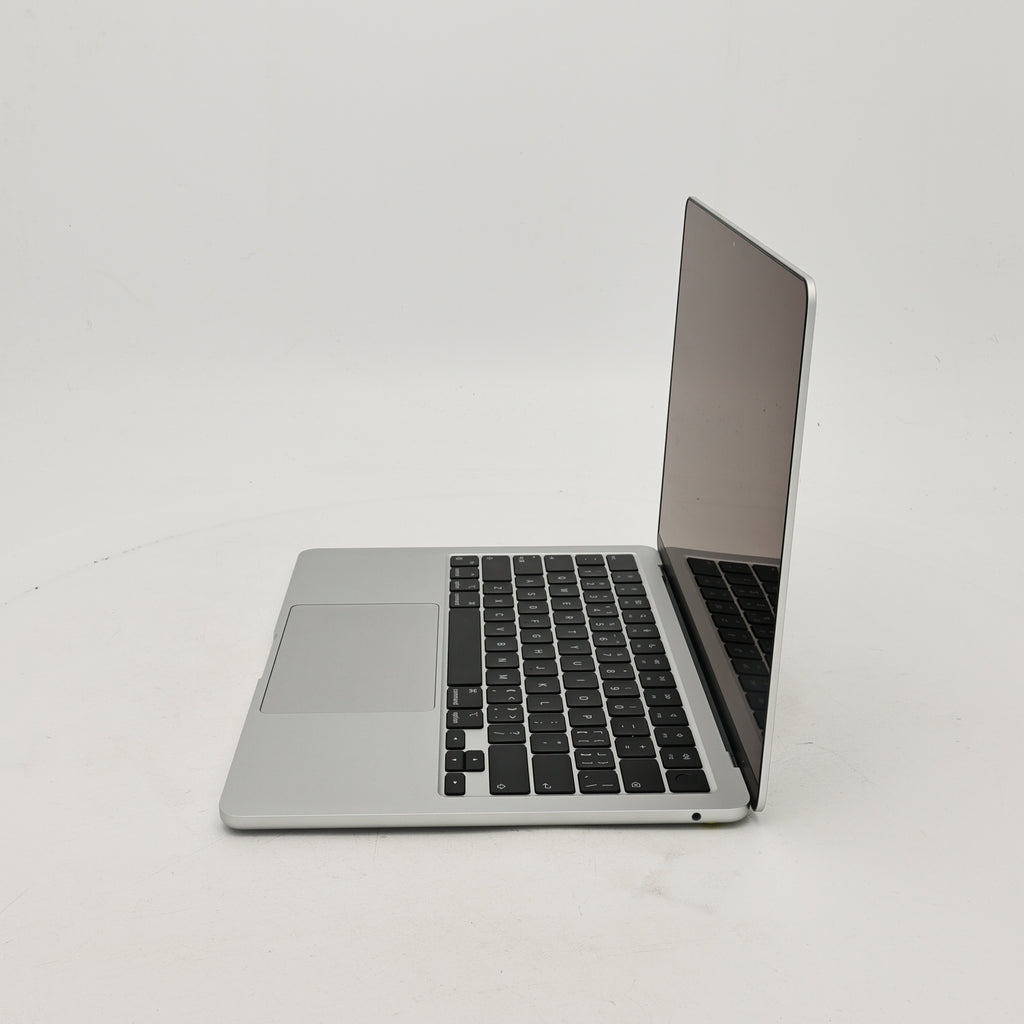 99新 Apple MacBook Air 22年 13寸 M2（8+8核） 16G RAM 256G SSD 銀色
