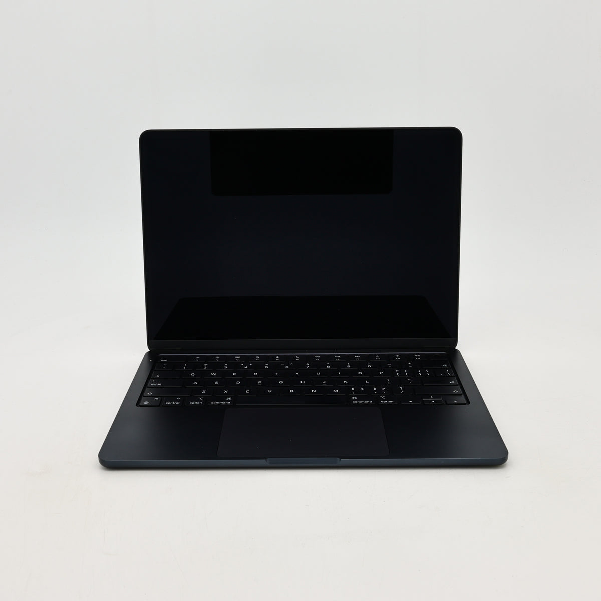 95新 Apple MacBook Air 22年 13寸 M2（8+8核） 8G RAM 256G SSD 午夜色