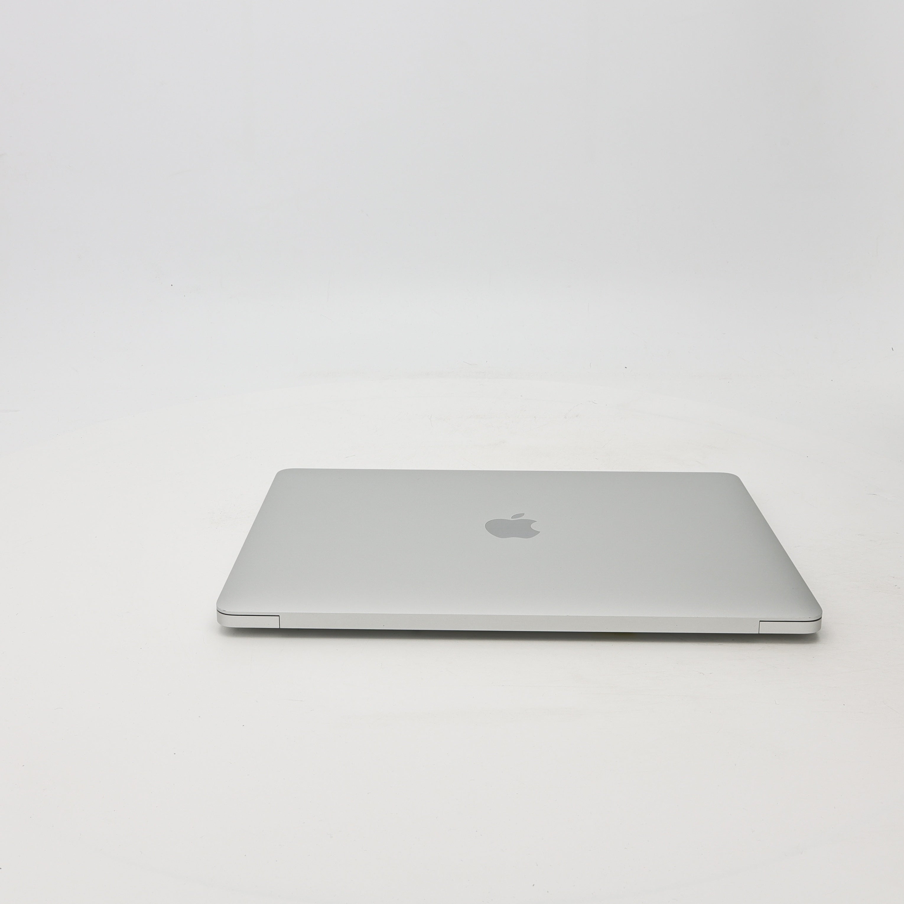95新 Apple MacBook Air 20年 13寸 i3 1.1G 8G RAM 256G SSD 銀色