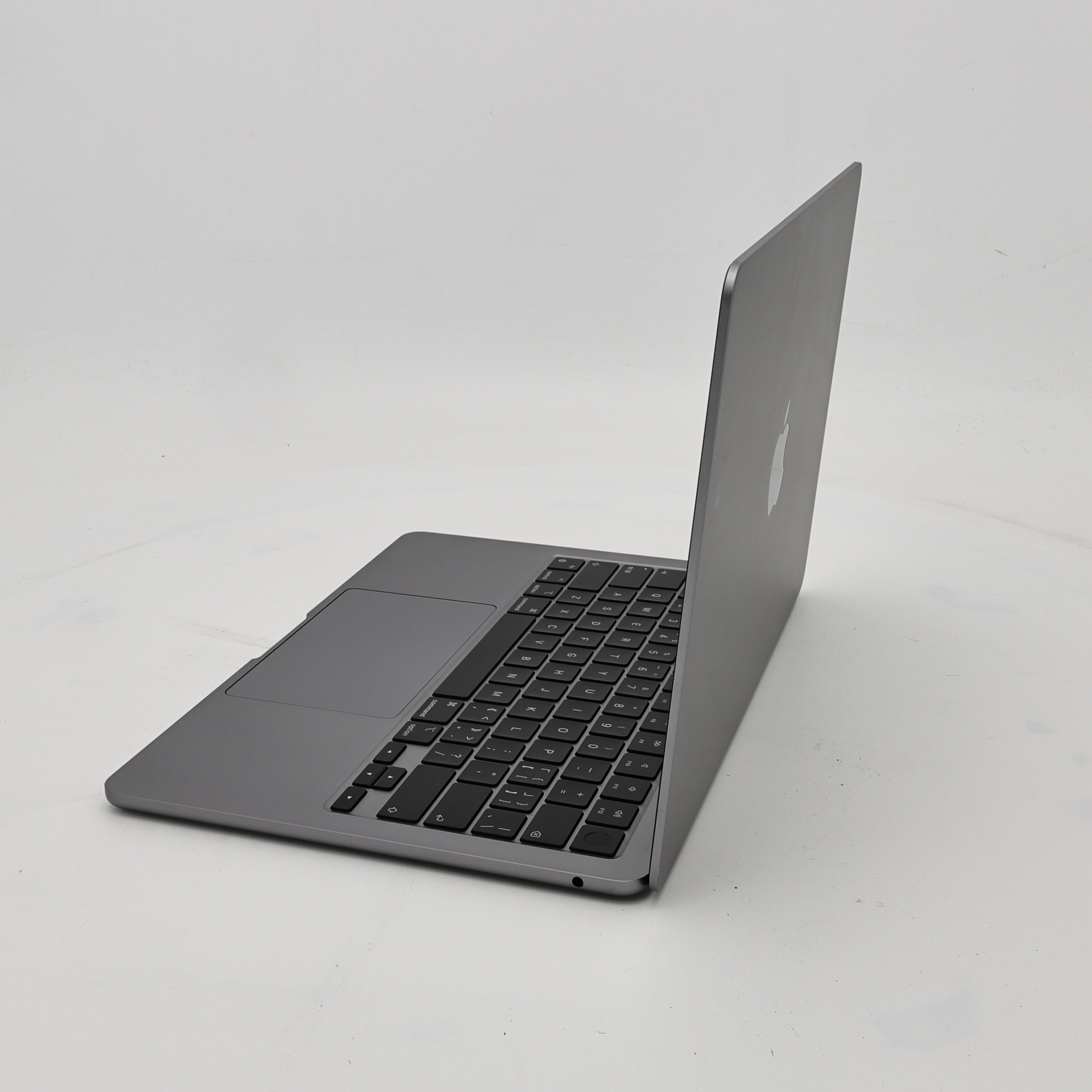 99新 Apple MacBook Air 24年 13寸 M3（8+8核） 8G RAM 256G SSD 深空灰色