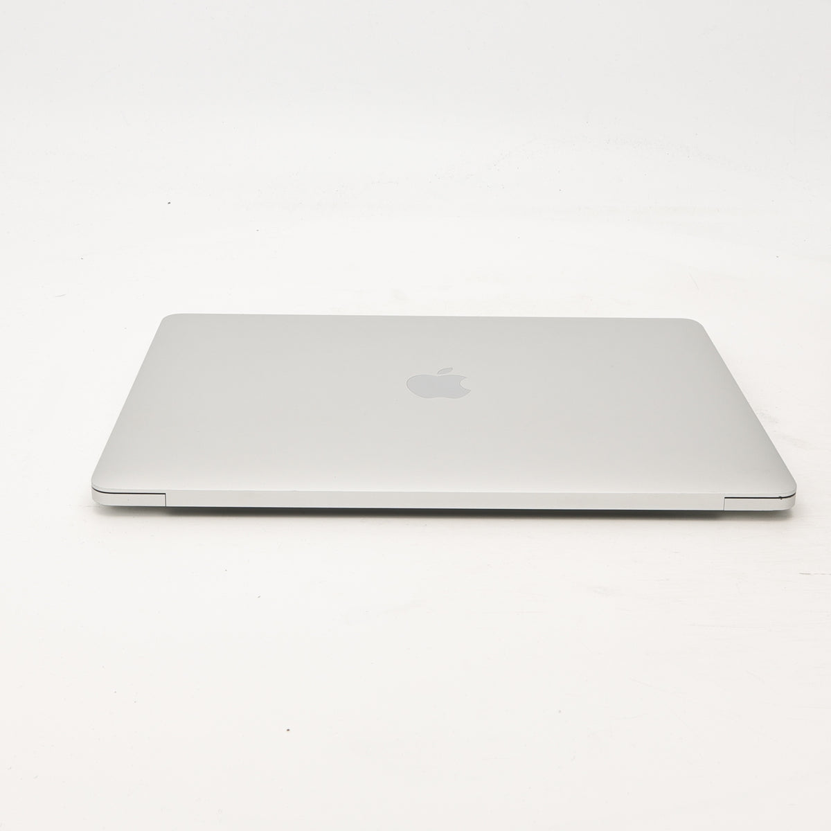 95新 Apple MacBook Pro 22年 13寸 M2（8+10核） 8G RAM 512G SSD 深空灰色