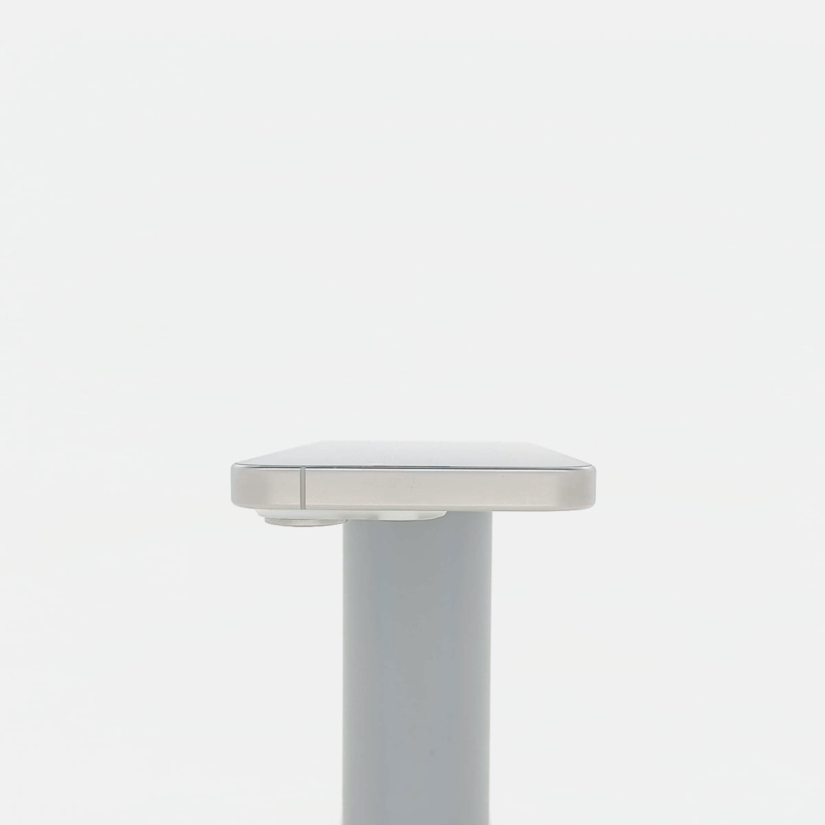 95新 Apple iPhone 15 Pro 128G 白色鈦金屬 中國大陸版