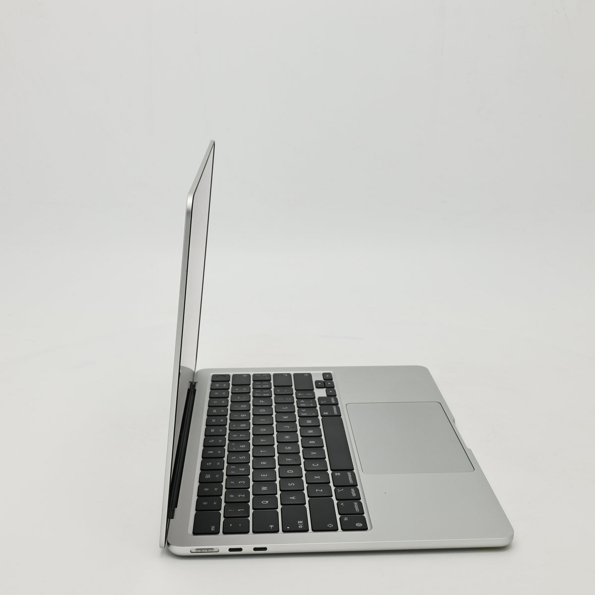 95新 Apple MacBook Air 24年 13寸 M3（8+8核） 8G RAM 256G SSD 銀色
