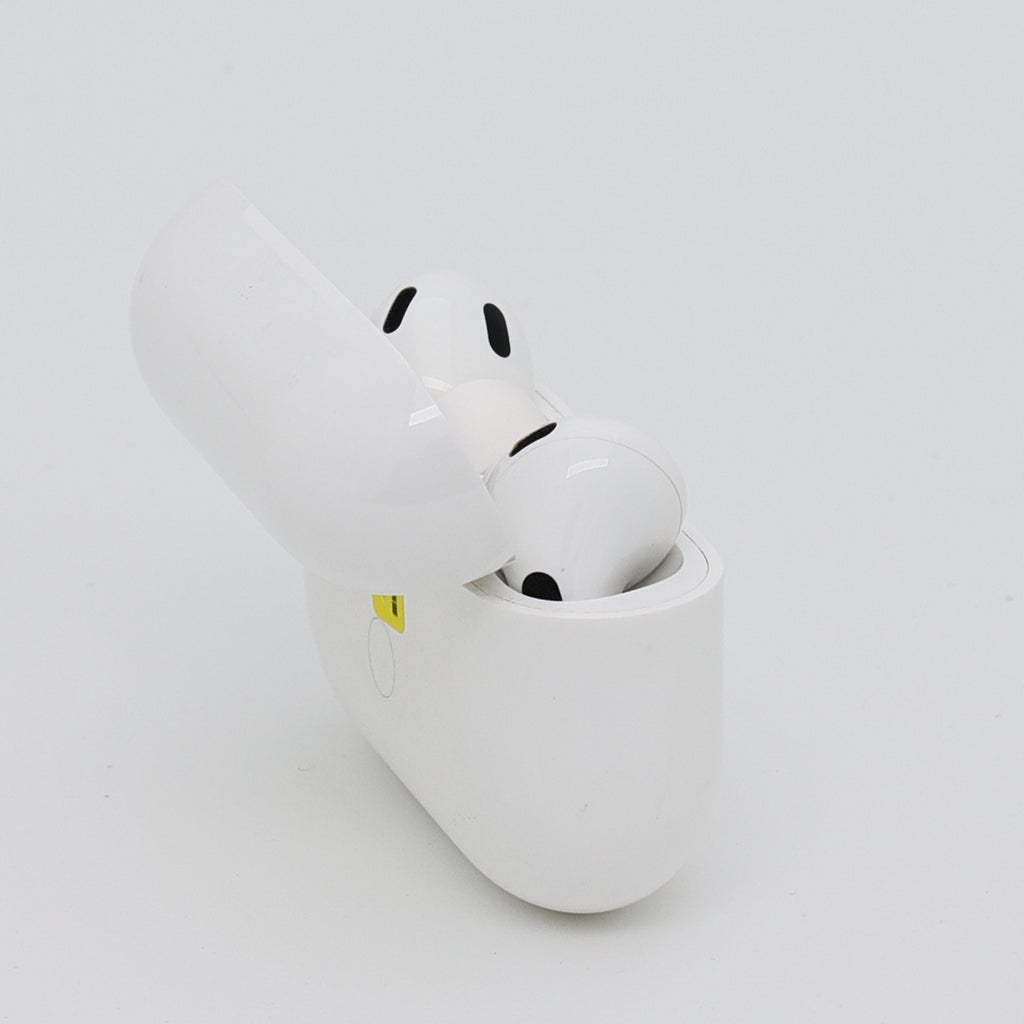 99新 Apple AirPods Pro 2 白色