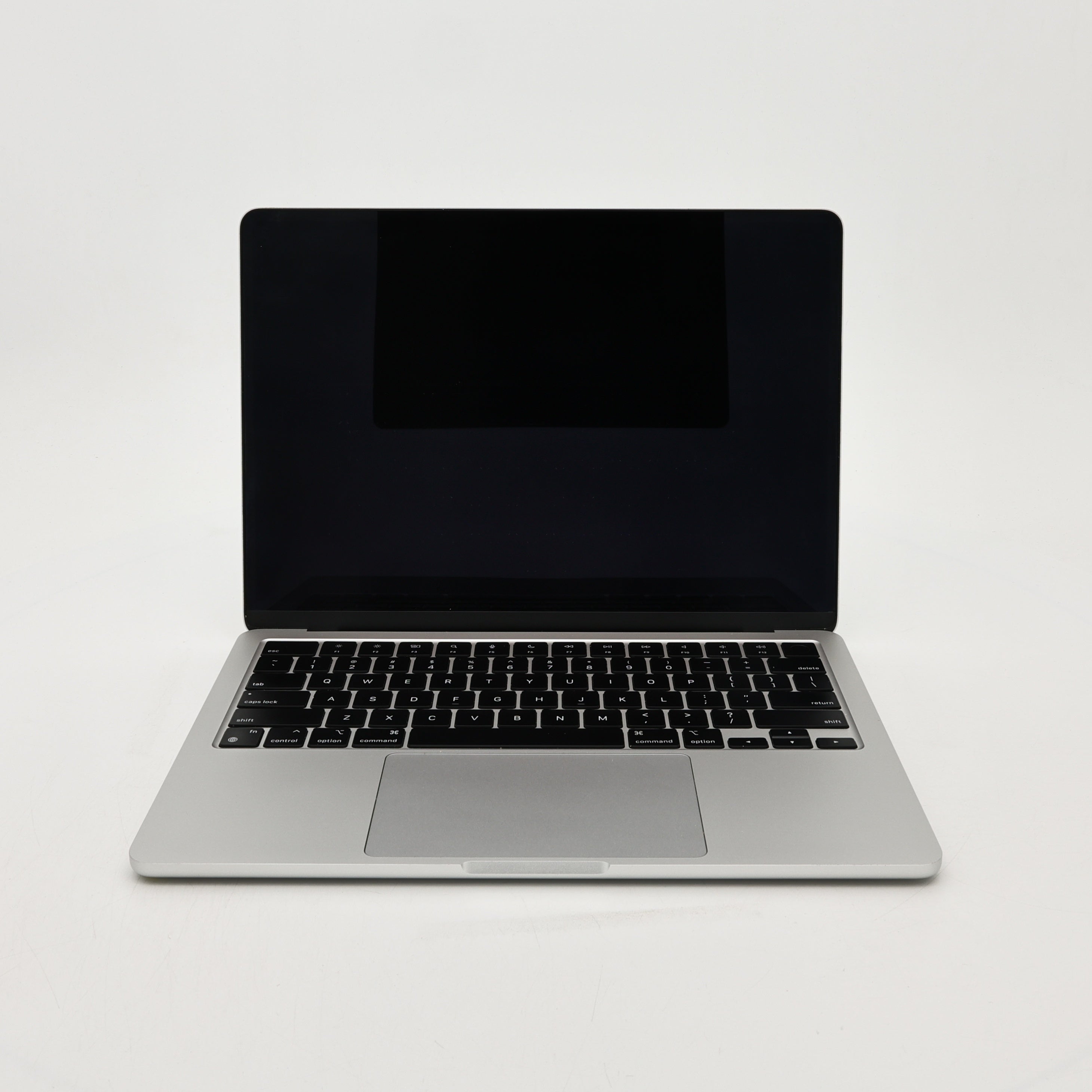 95新 Apple MacBook Air 22年 13寸 M2（8+8核） 8G RAM 256G SSD 銀色