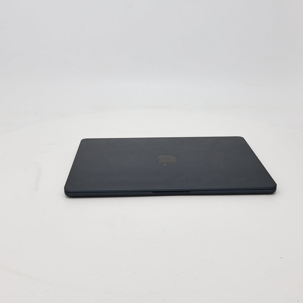 95新 Apple MacBook Air 22年 13寸 M2（8+8核） 16G RAM 256G SSD 午夜色