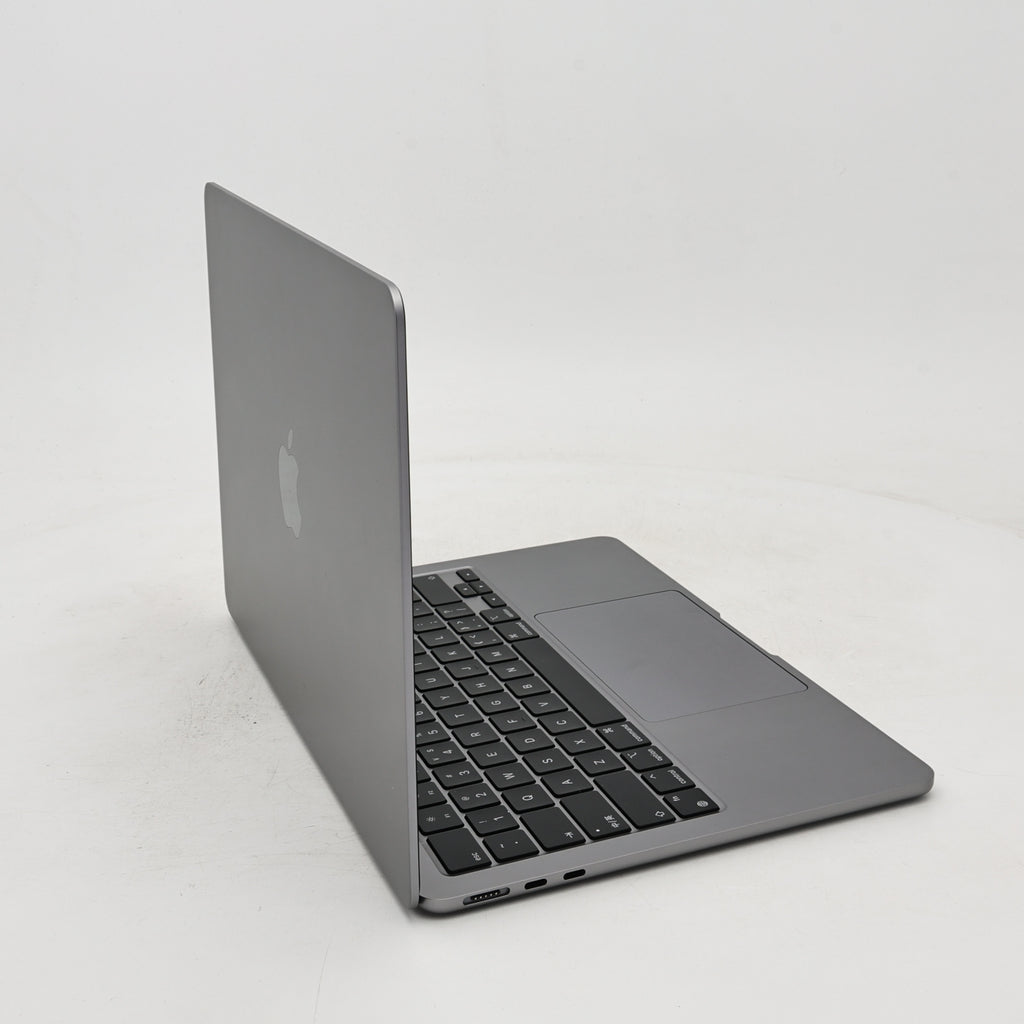 95新 Apple MacBook Air 22年 13寸 M2（8+8核） 8G RAM 256G SSD 深空灰色