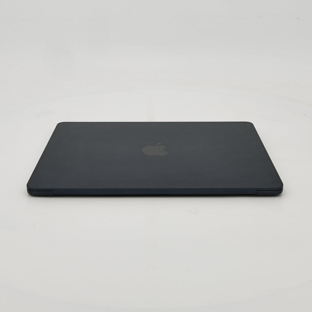 95新 Apple MacBook Air 22年 13寸 M2（8+10核） 8G RAM 512G SSD 午夜色