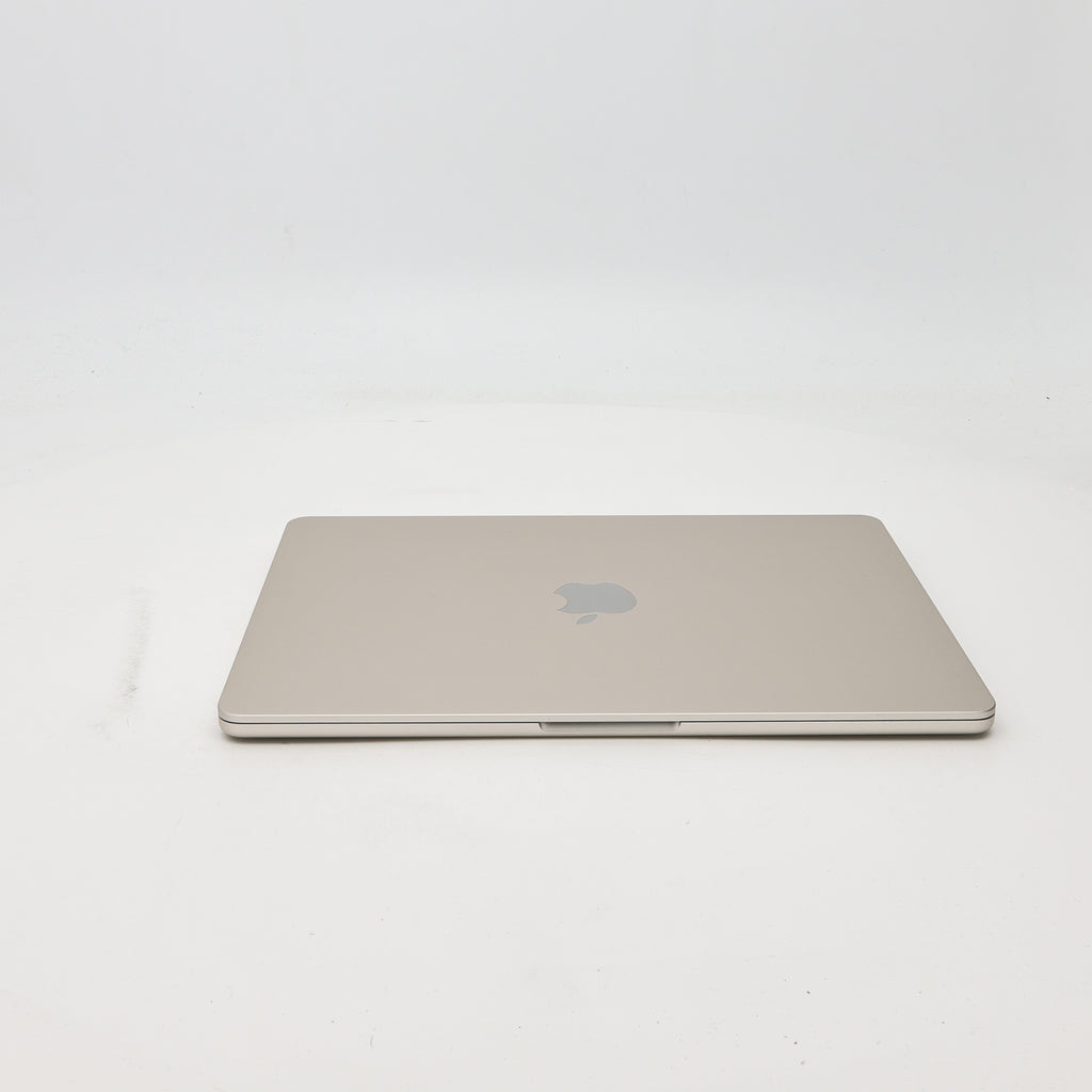 95新 Apple MacBook Air 22年 13寸 M2（8+8核） 16G RAM 256G SSD 星光色