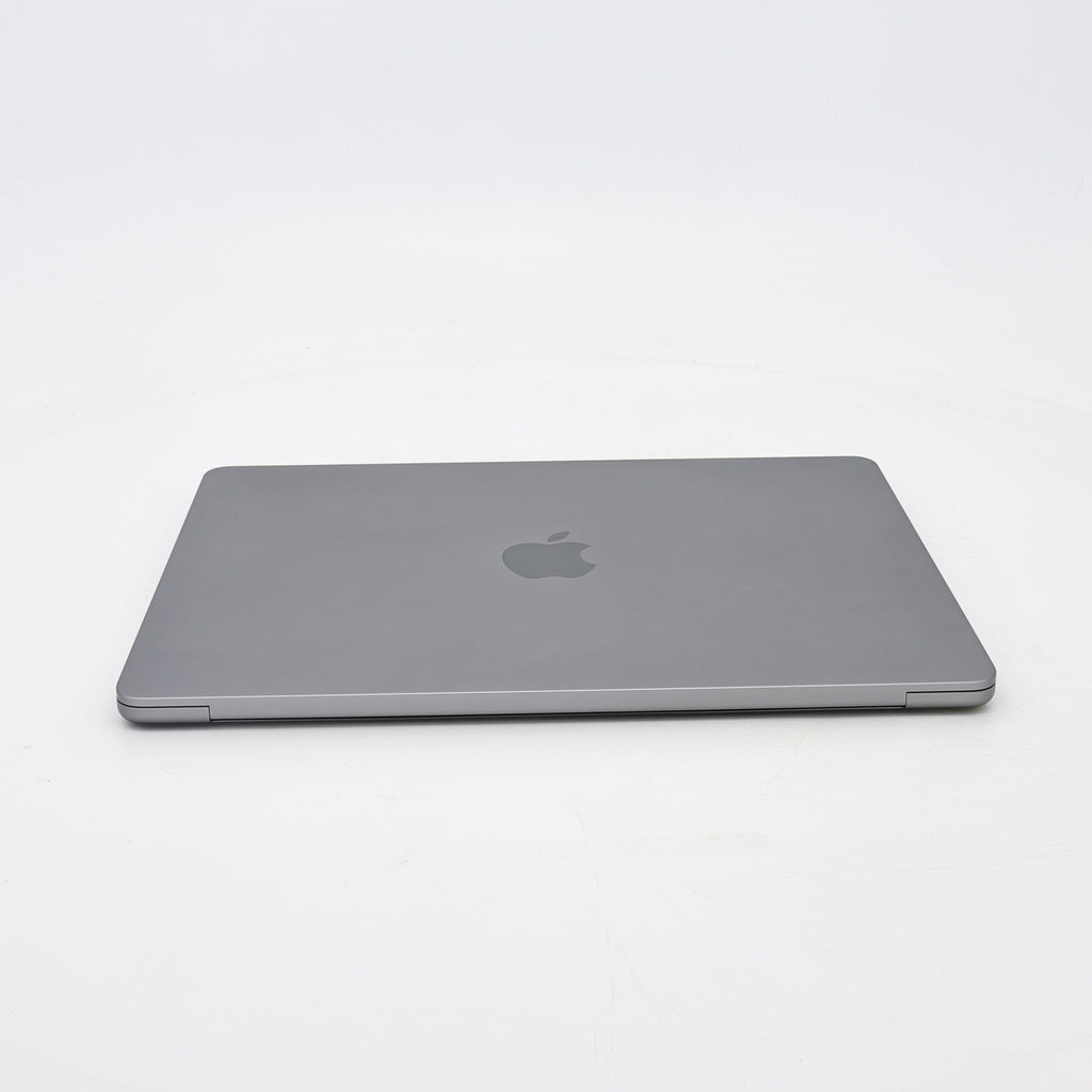 95新 Apple MacBook Air 22年 13寸 M2（8+10核） 16G RAM 256G SSD 深空灰色