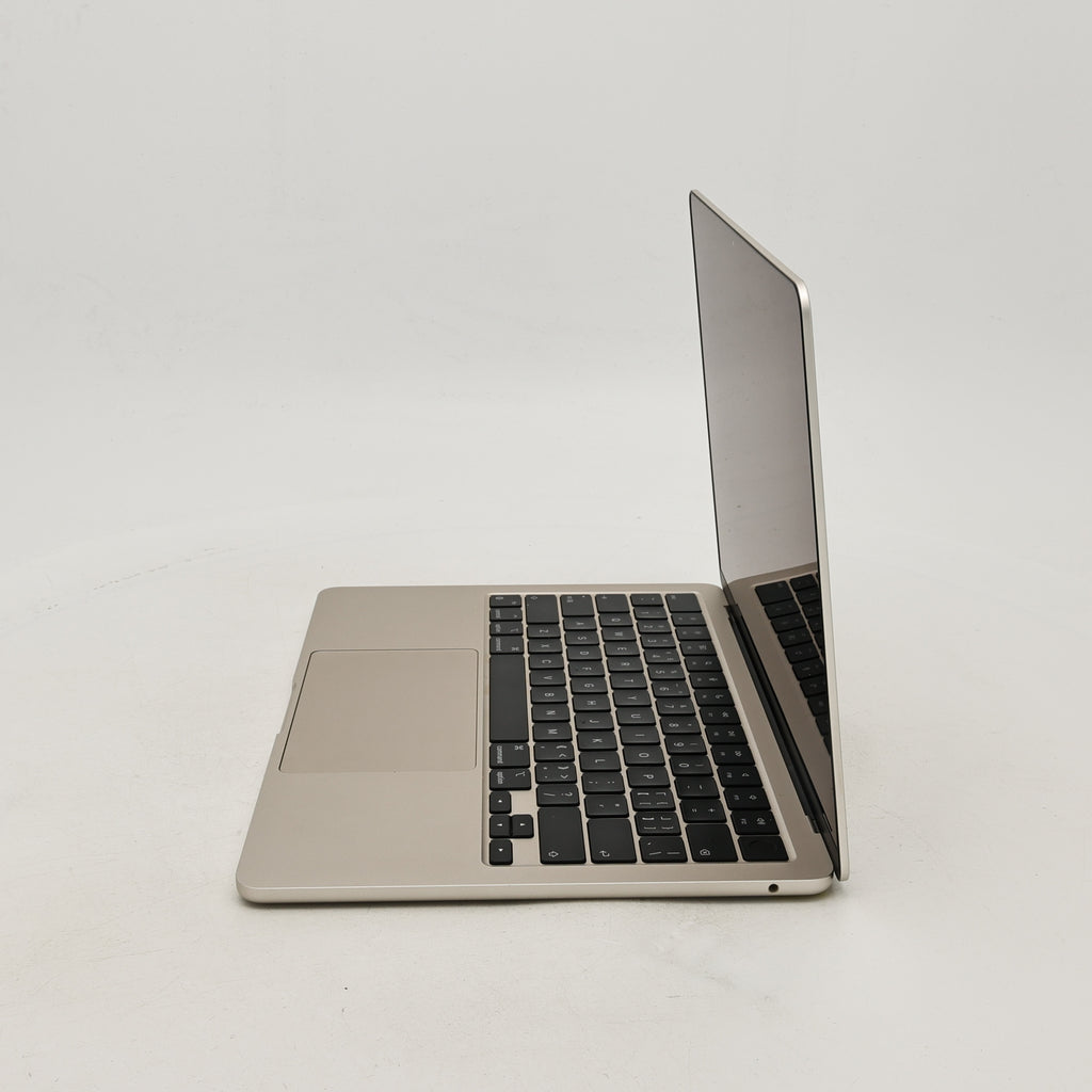 95新 Apple MacBook Air 22年 13寸 M2（8+8核） 16G RAM 256G SSD 星光色