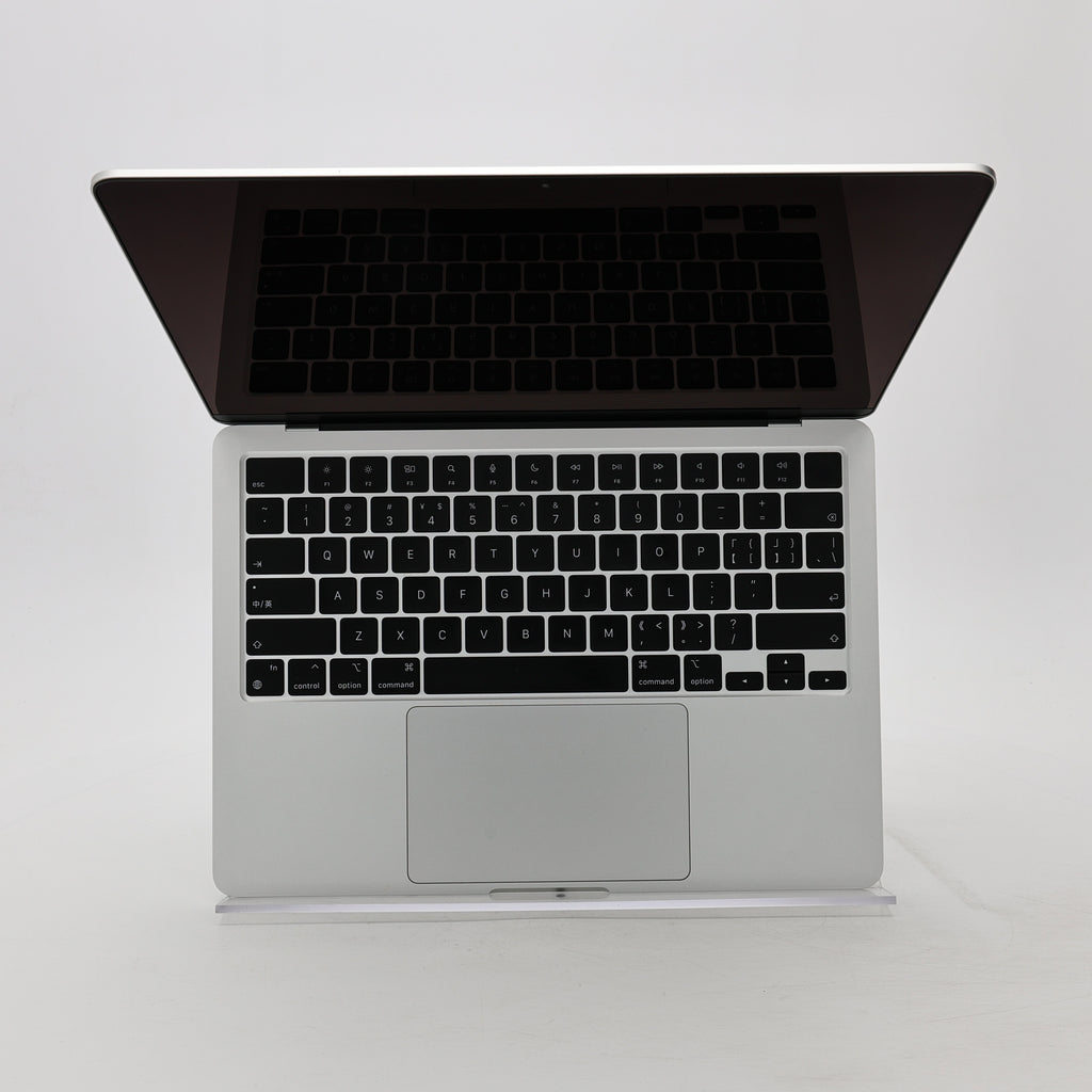 95新 Apple MacBook Air 22年 13寸 M2（8+8核） 16G RAM 256G SSD 銀色