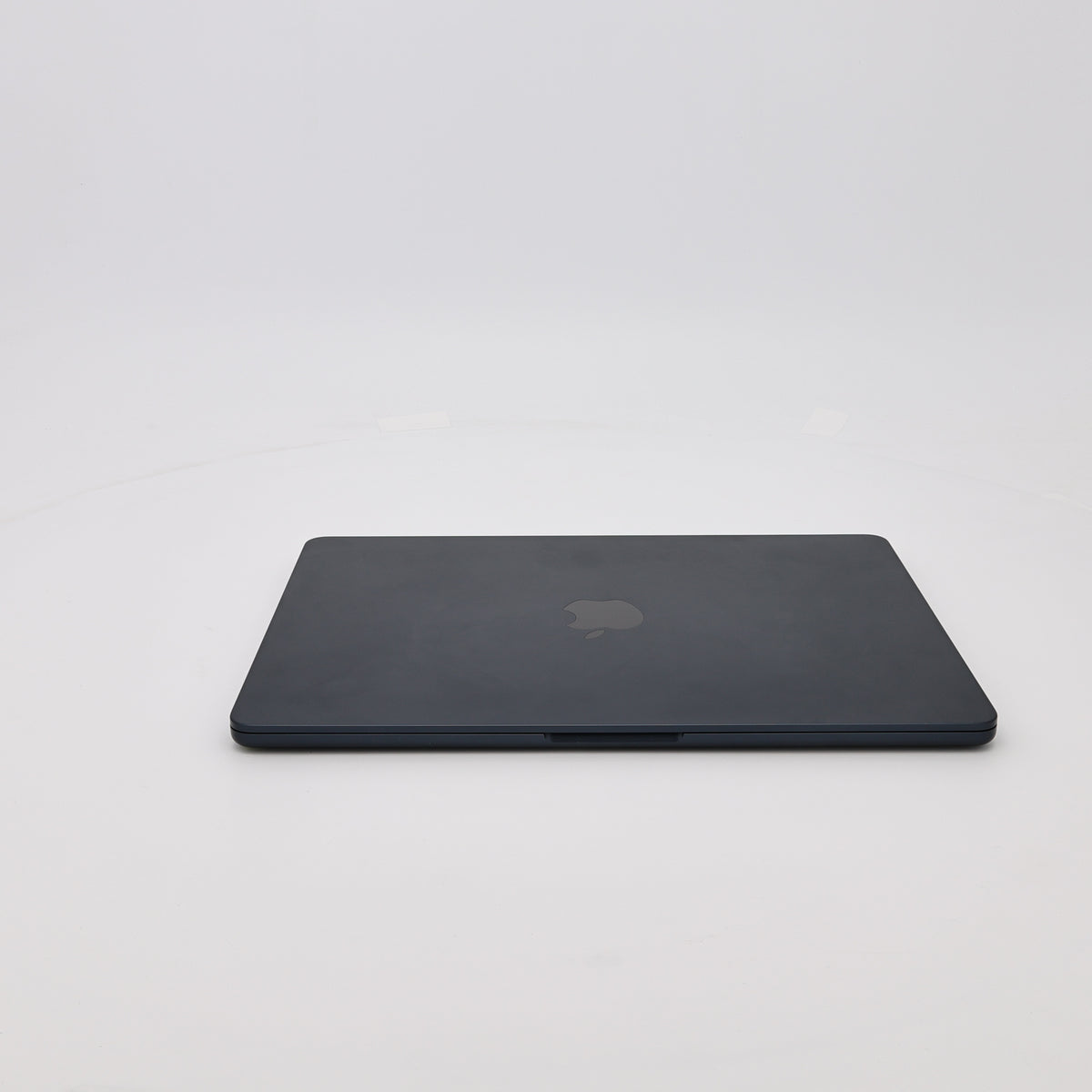 95新 Apple MacBook Air 22年 13寸 M2（8+8核） 16G RAM 256G SSD 午夜色