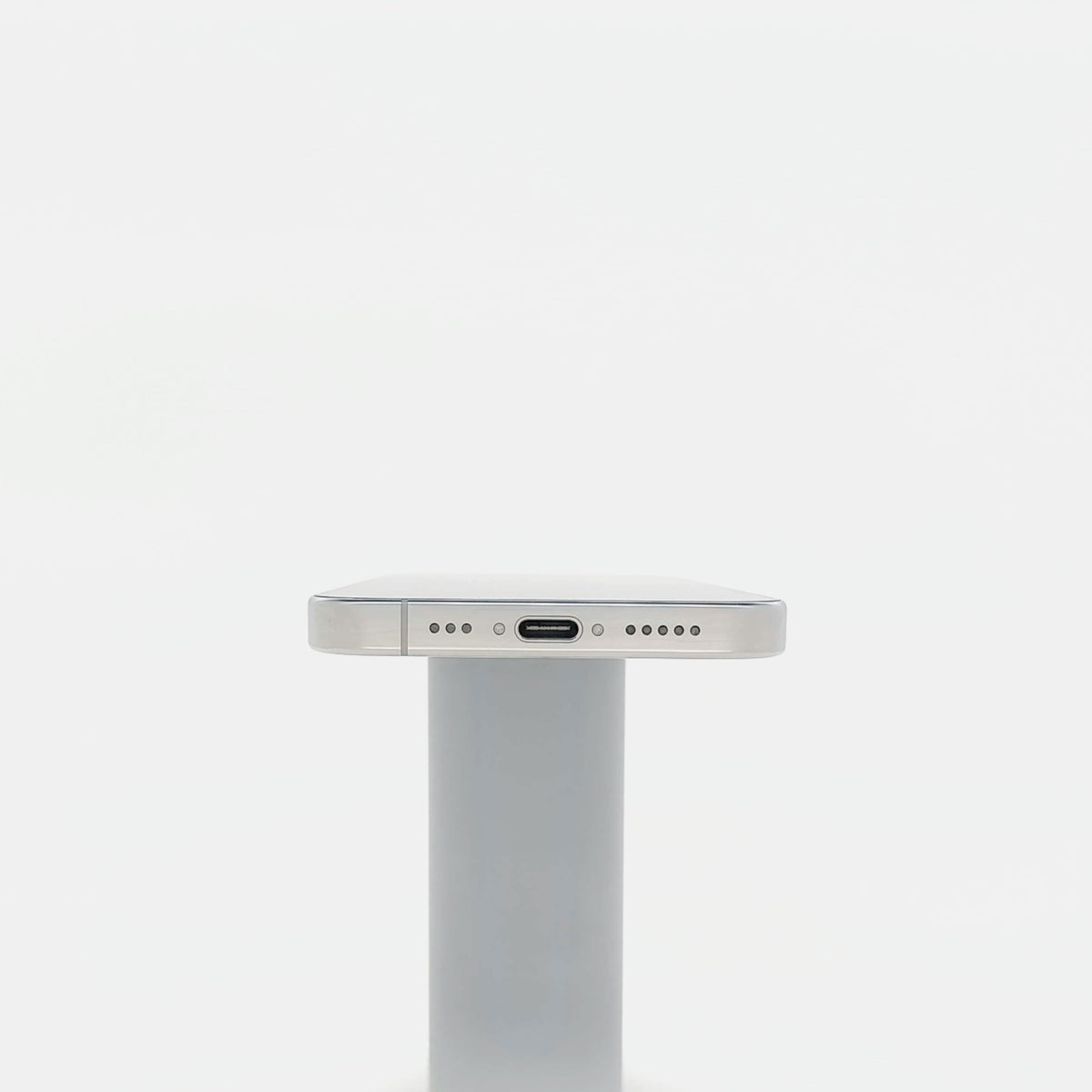 99新 Apple iPhone 16 Pro 128G 白色鈦金屬 中國大陸版