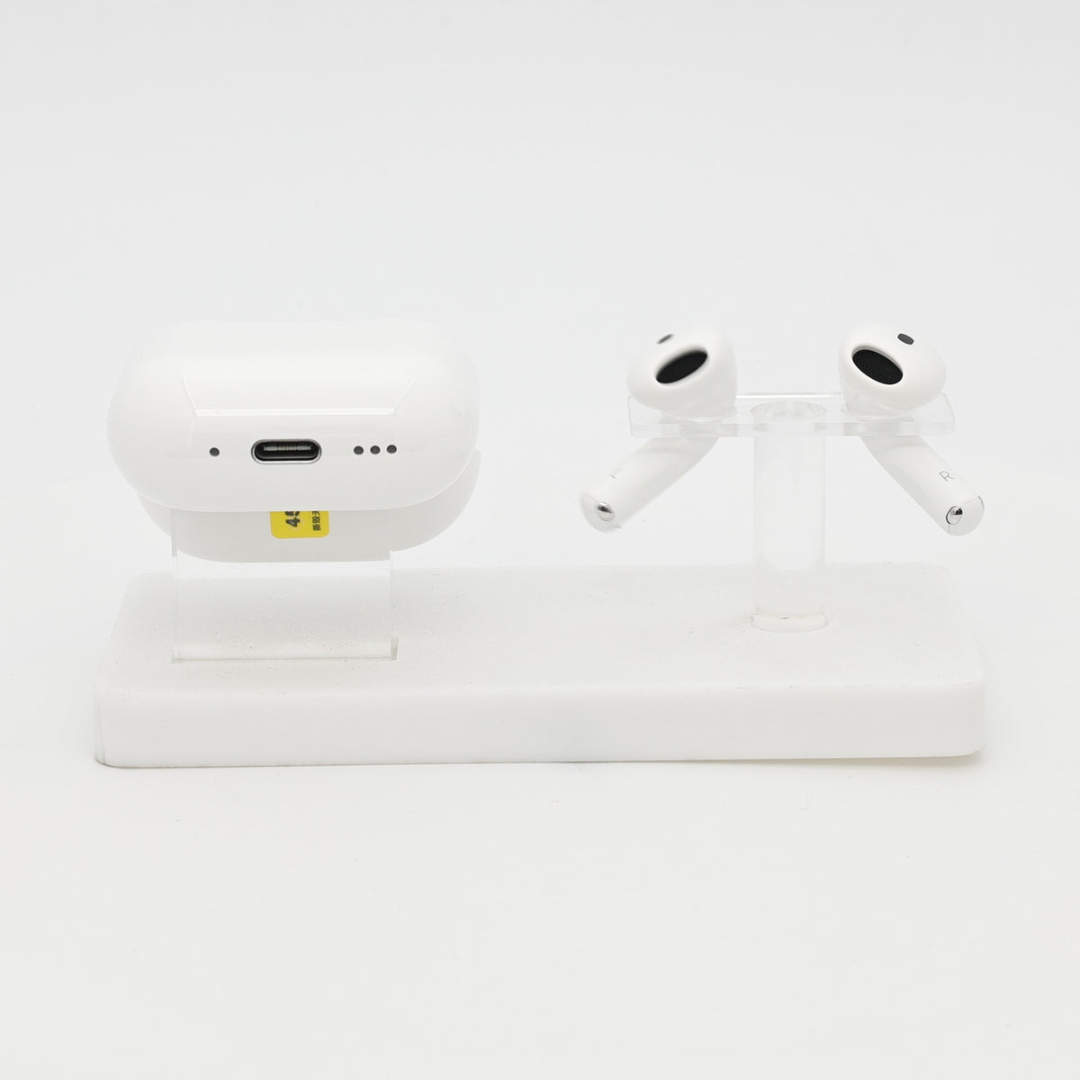 99新 Apple AirPods 4 (支持主動降噪) 白色