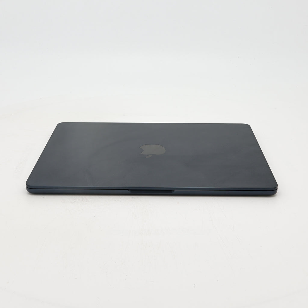95新 Apple MacBook Air 22年 13寸 M2（8+8核） 8G RAM 256G SSD 午夜色