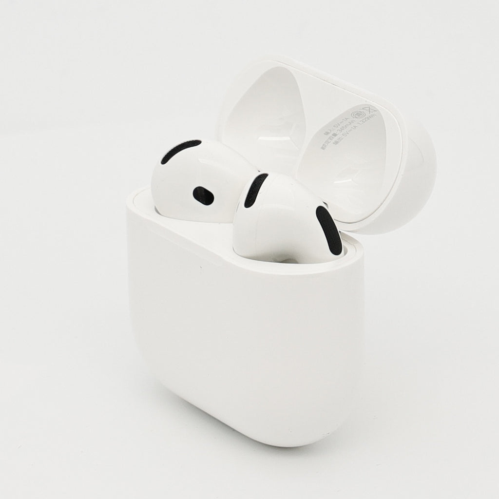 99新 Apple AirPods 4 (不支持主動降噪) 白色