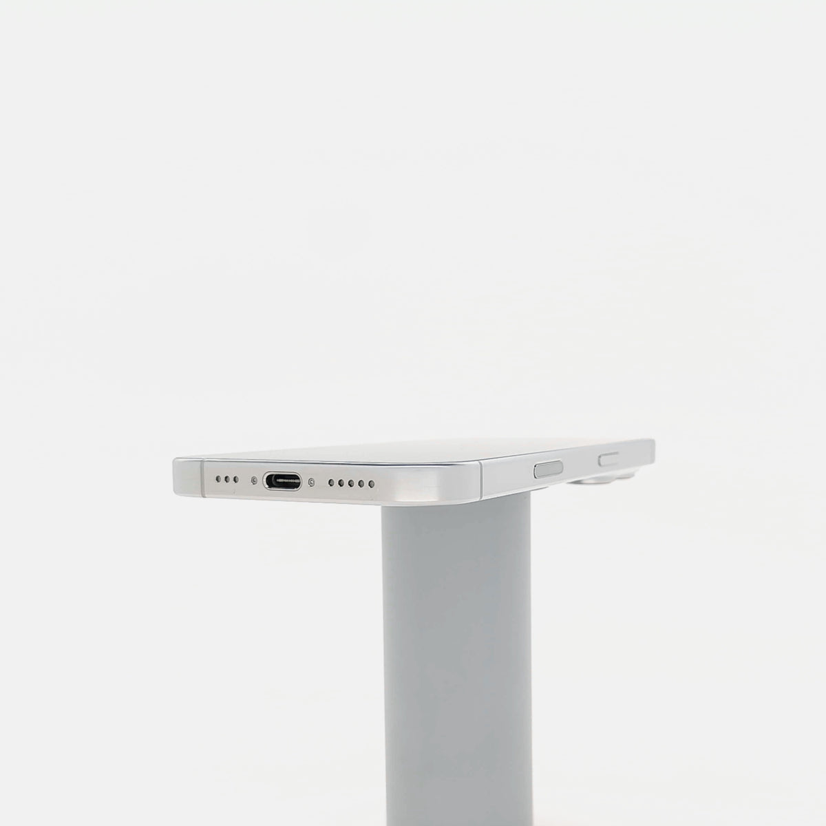 95新 Apple iPhone 16 Pro 128G 白色鈦金屬 中國大陸版