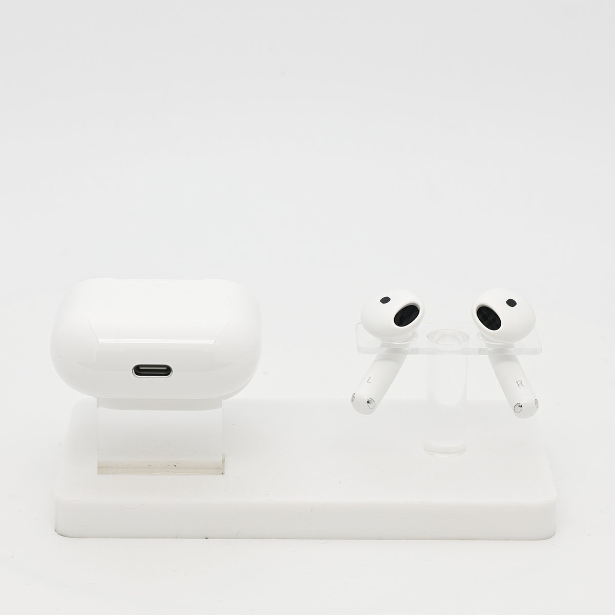 99新 Apple AirPods 5 白色