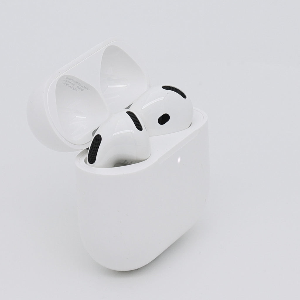 99新 Apple AirPods 5 白色