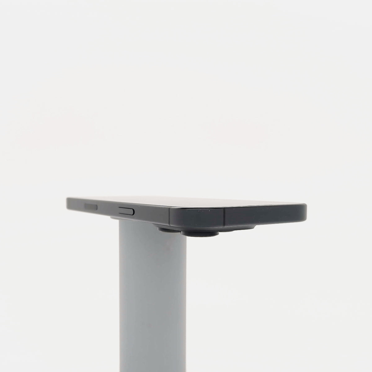 95新 Apple iPhone 16 Pro 128G 黑色鈦金屬 中國大陸版