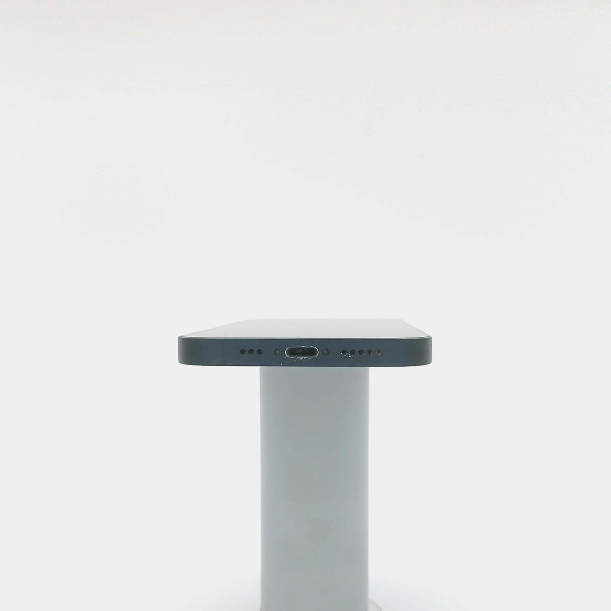 95新 Apple iPhone 13 256G 午夜色 中國大陸版