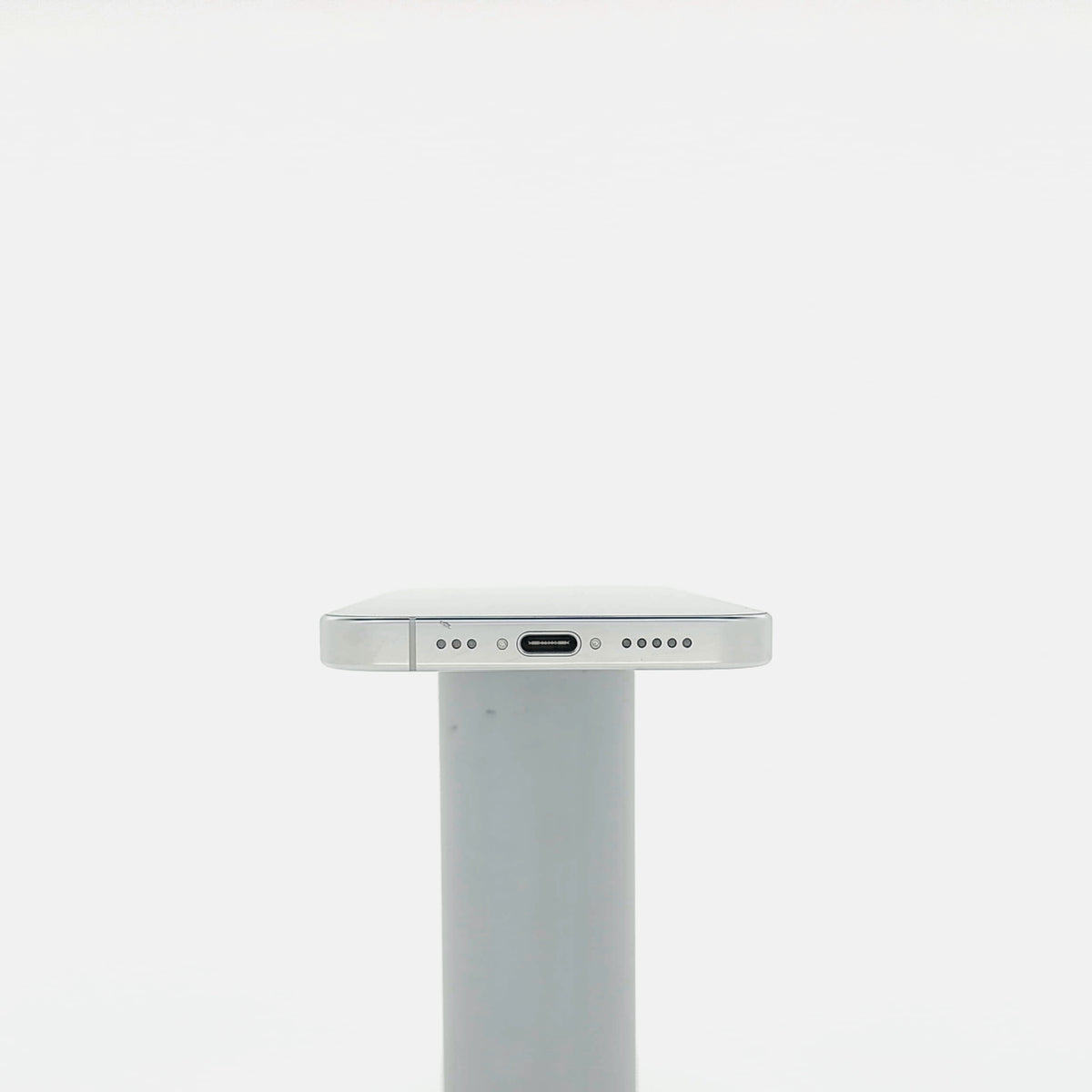 95新 Apple iPhone 16 Pro 128G 白色鈦金屬 中國大陸版