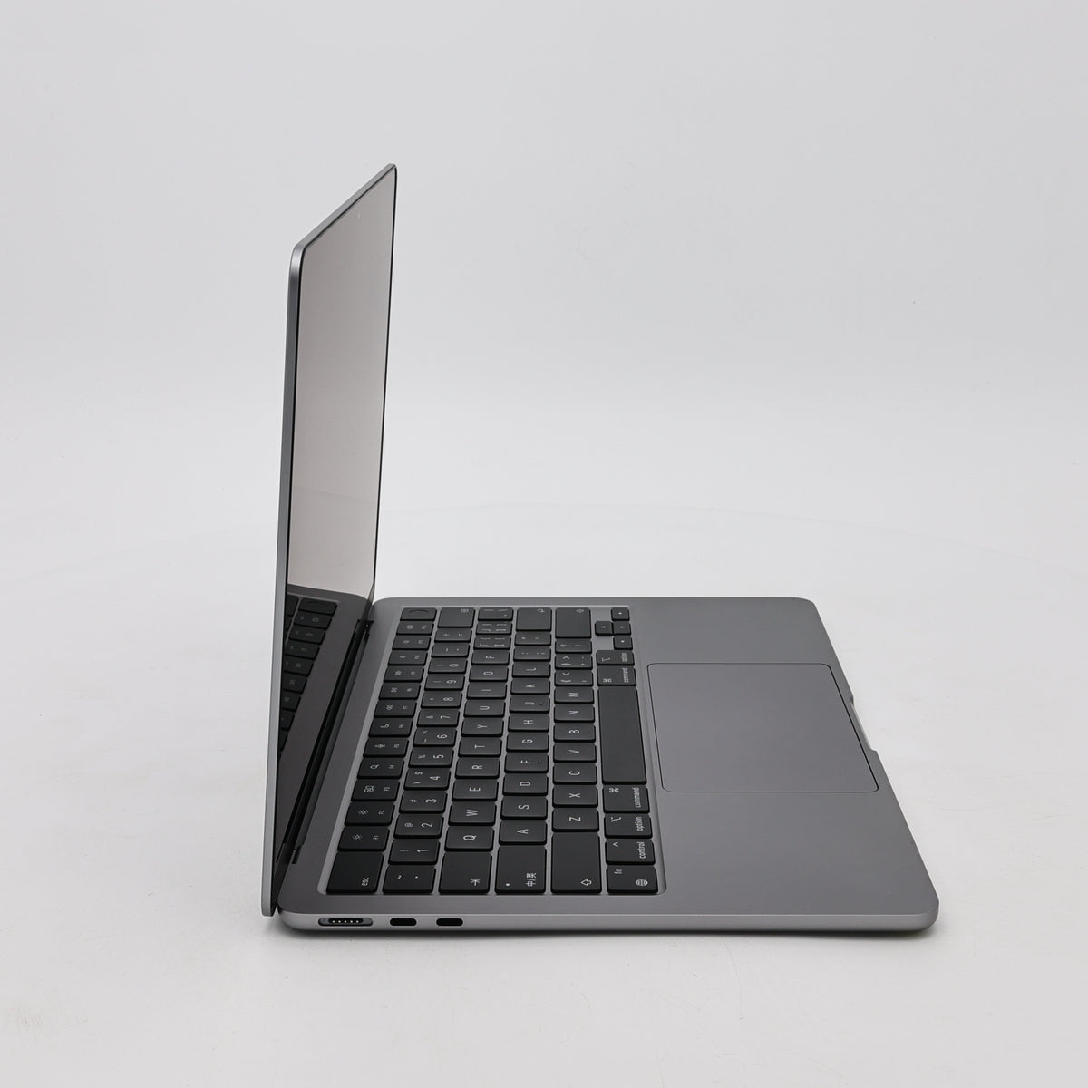 99新 Apple MacBook Air 22年 13寸 M2（8+8核） 8G RAM 256G SSD 深空灰色