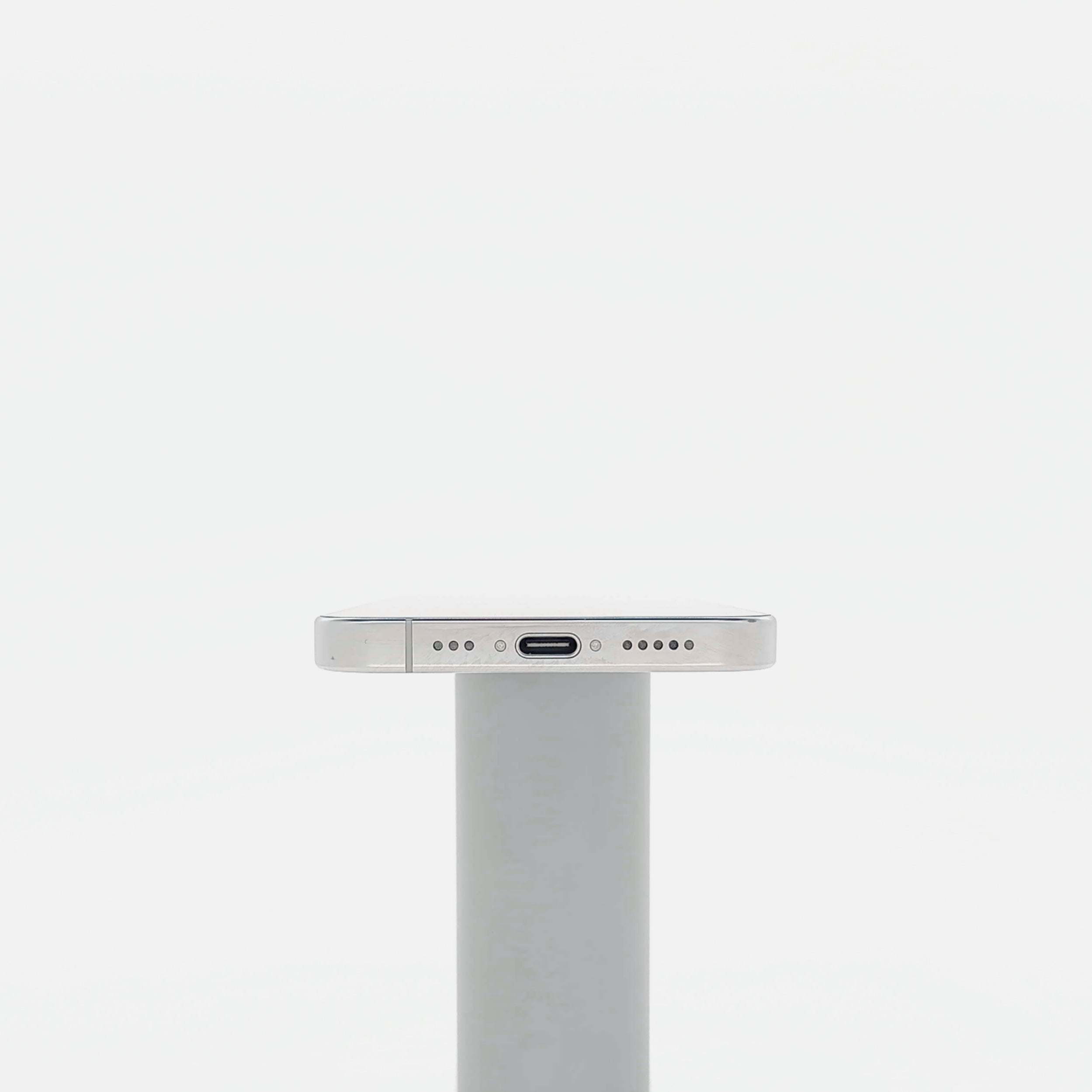 95新 Apple iPhone 16 Pro 128G 白色鈦金屬 中國大陸版