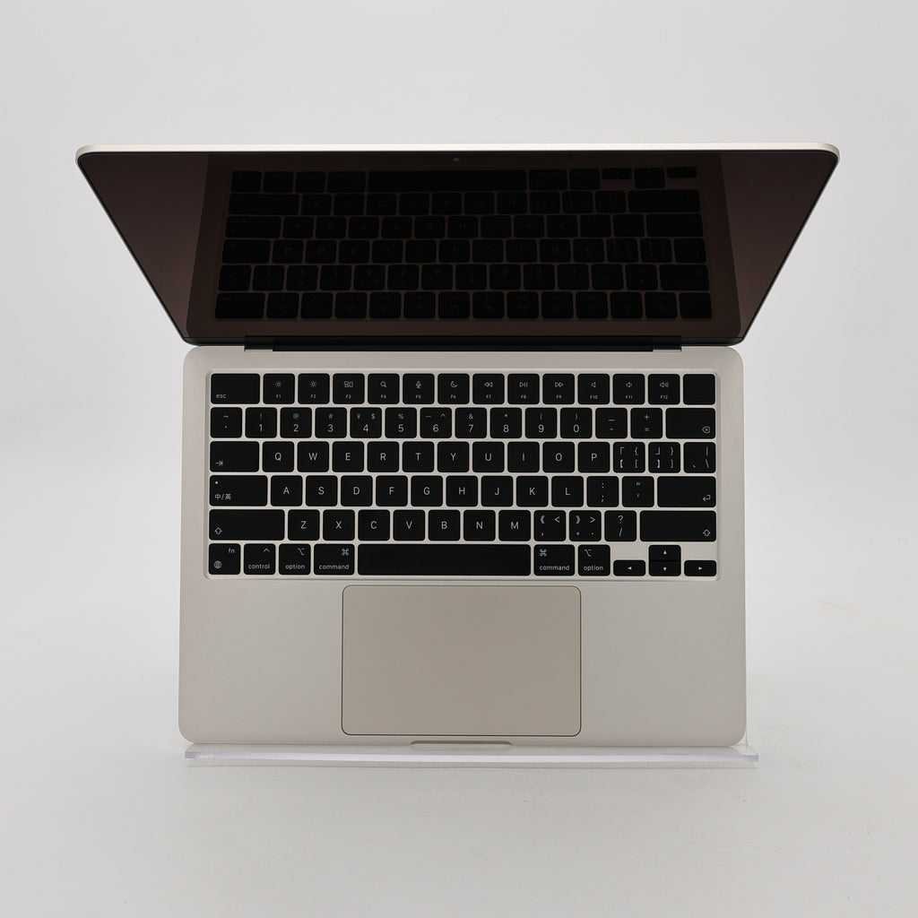 99新 Apple MacBook Air 22年 13寸 M2（8+8核） 8G RAM 256G SSD 星光色