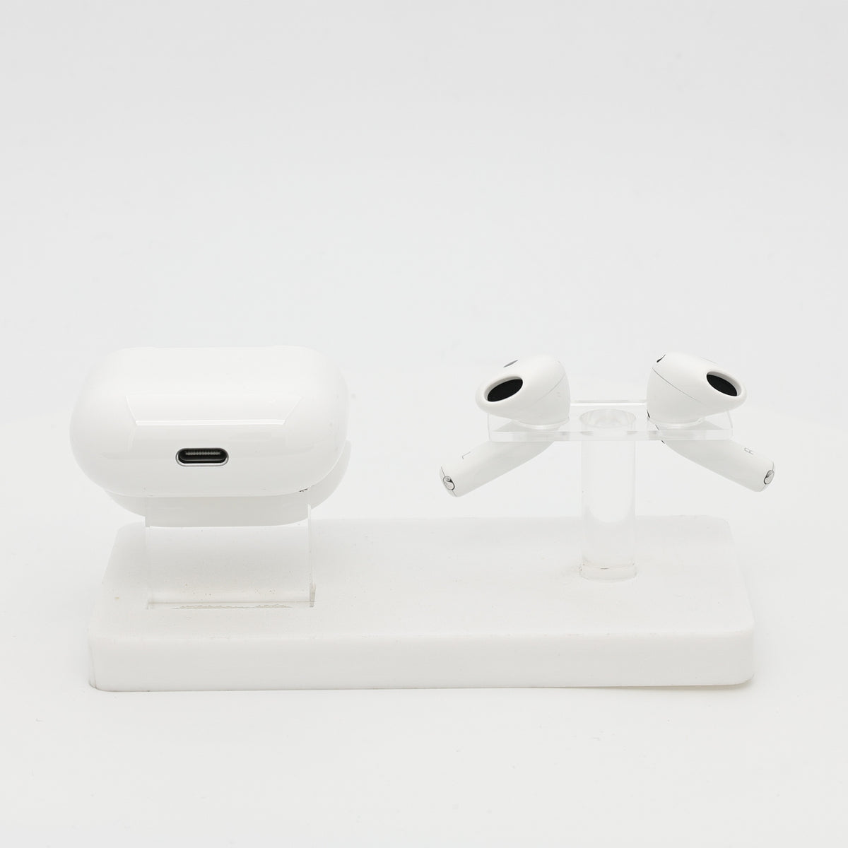 99新 Apple AirPods 4 (不支持主動降噪) 白色
