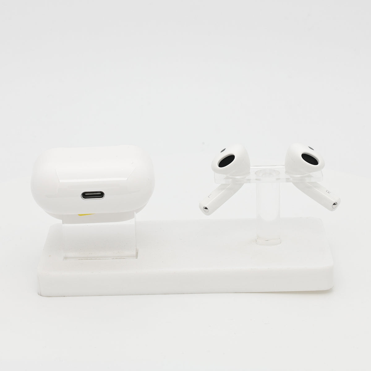 99新 Apple AirPods 4 (不支持主動降噪) 白色