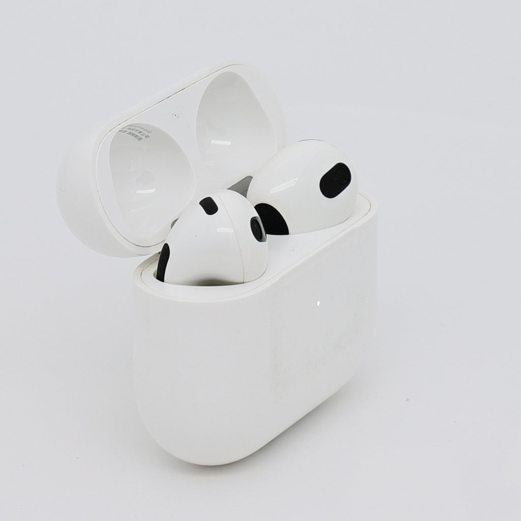 99新 Apple AirPods 3 白色