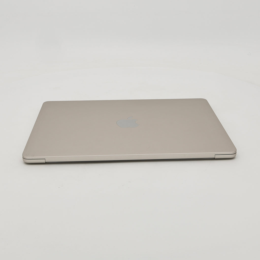 95新 Apple MacBook Air 22年 13寸 M2（8+8核） 8G RAM 256G SSD 星光色