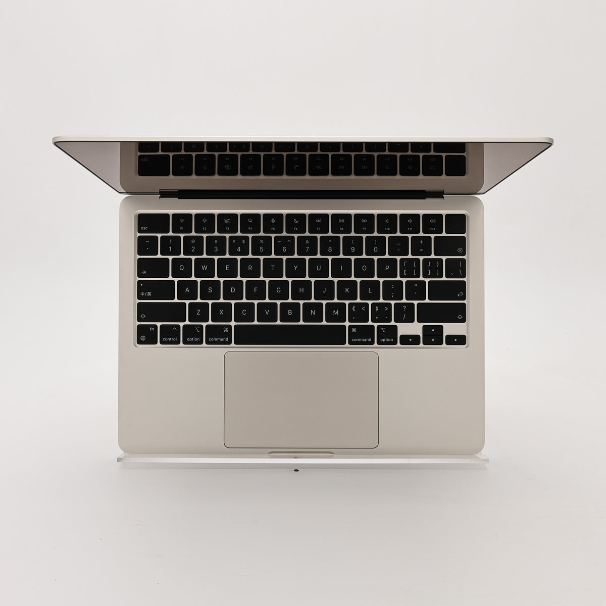 95新 Apple MacBook Air 22年 13寸 M2（8+10核） 8G RAM 512G SSD 星光色