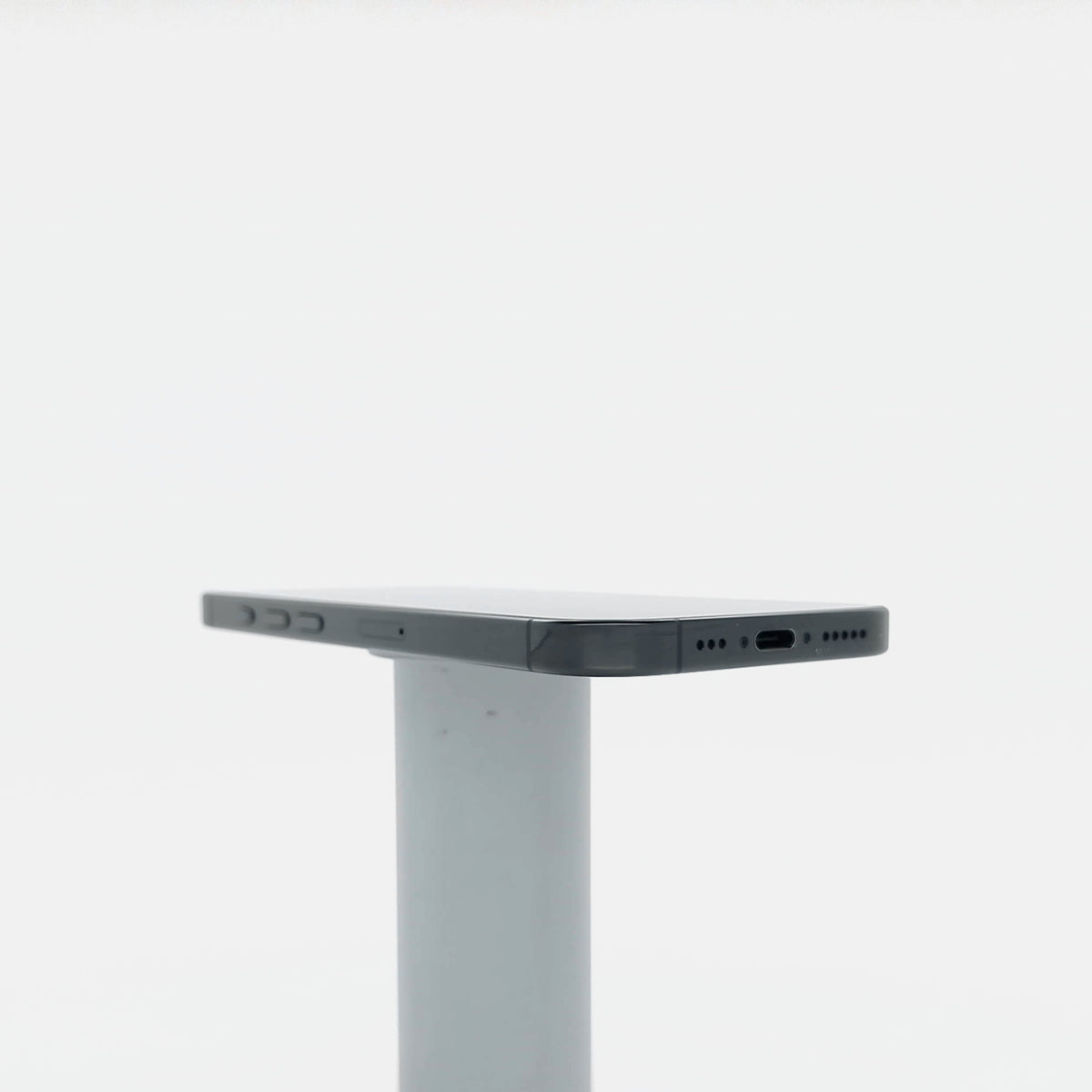 95新 Apple iPhone 16 Pro 128G 黑色鈦金屬 中國大陸版