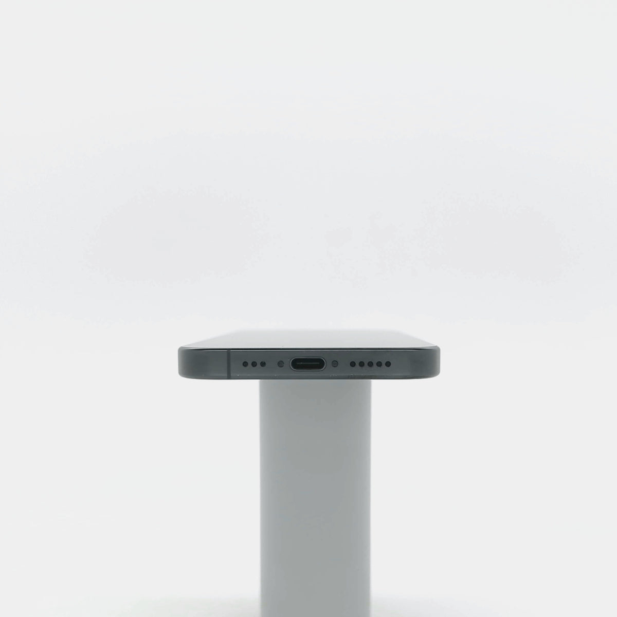 95新 Apple iPhone 16 Pro 128G 黑色鈦金屬 中國大陸版