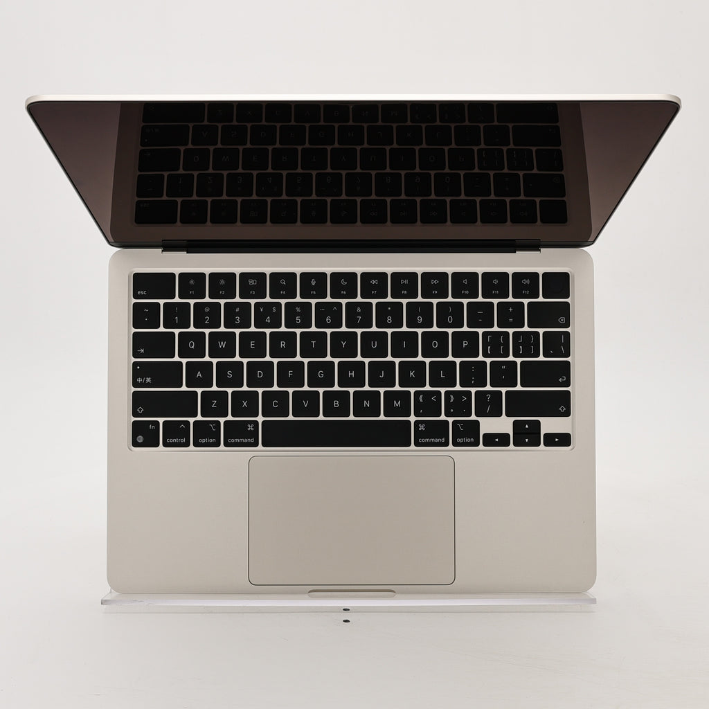 99新 Apple MacBook Air 24年 13寸 M3（8+8核） 8G RAM 256G SSD 星光色