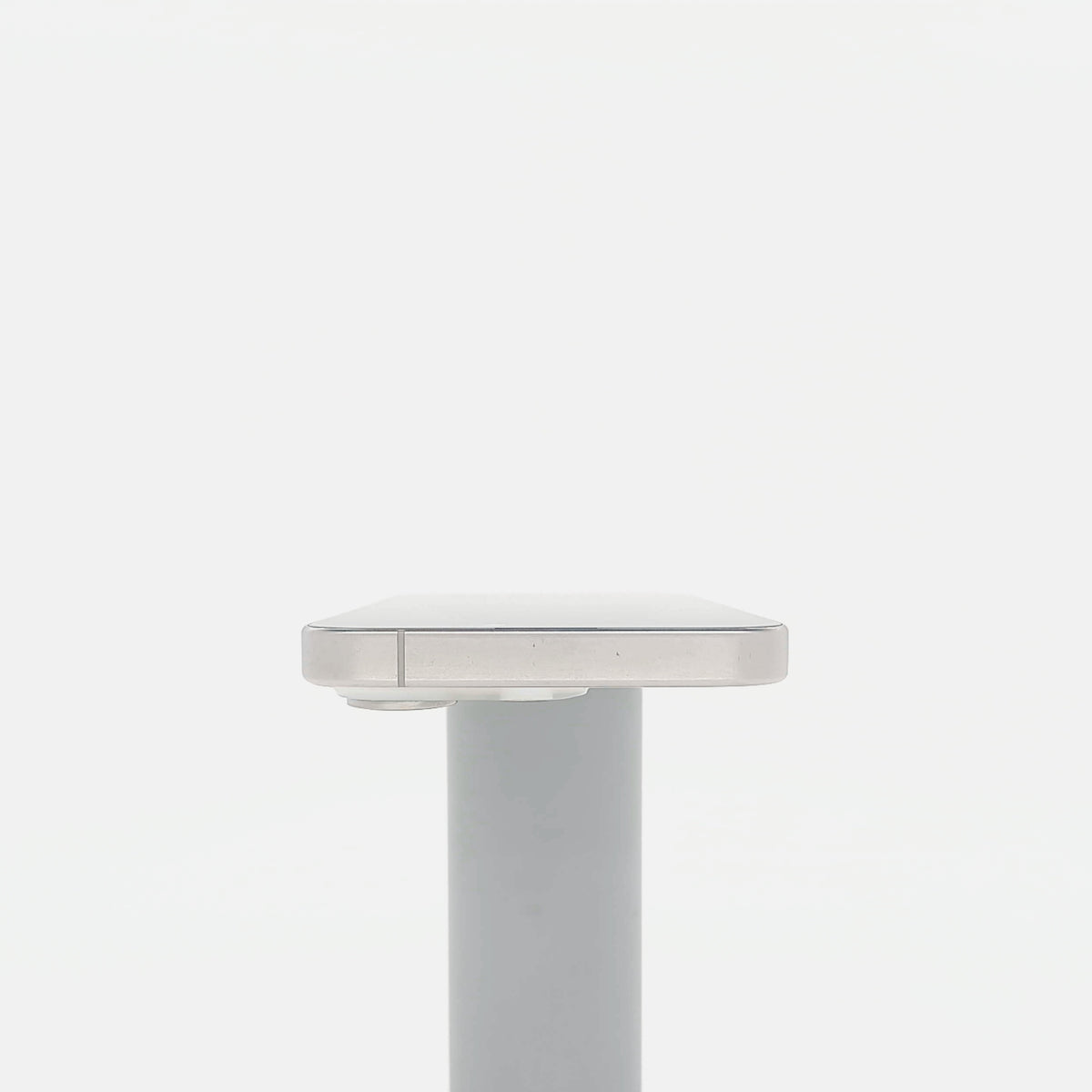 95新 Apple iPhone 15 Pro 128G 白色鈦金屬 中國大陸版