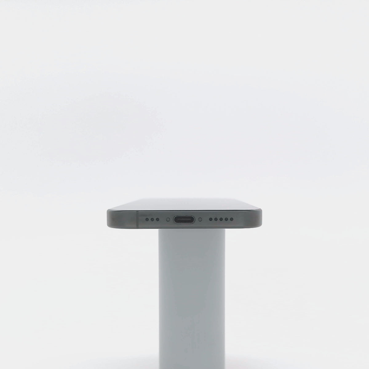 95新 Apple iPhone 16 Pro 128G 黑色鈦金屬 中國大陸版