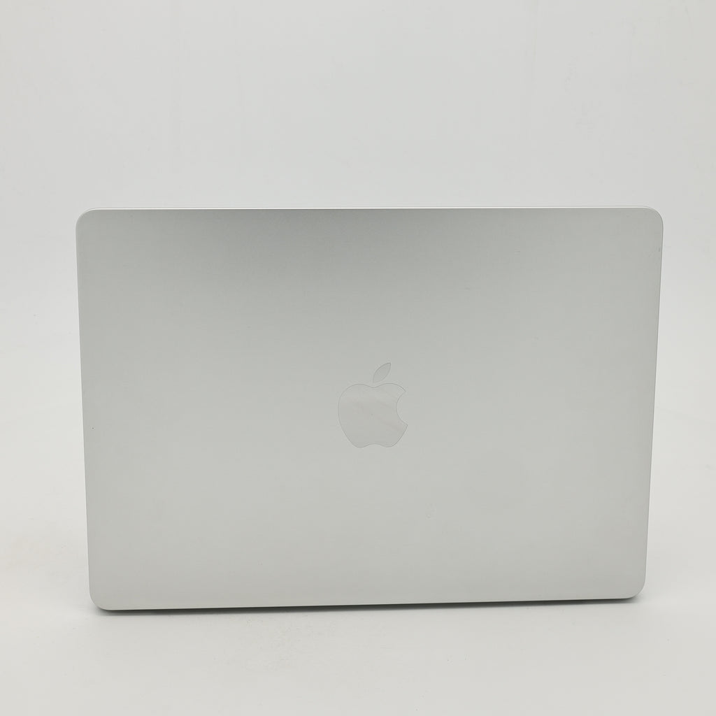 95新 Apple MacBook Air 22年 13寸 M2（8+8核） 8G RAM 256G SSD 銀色