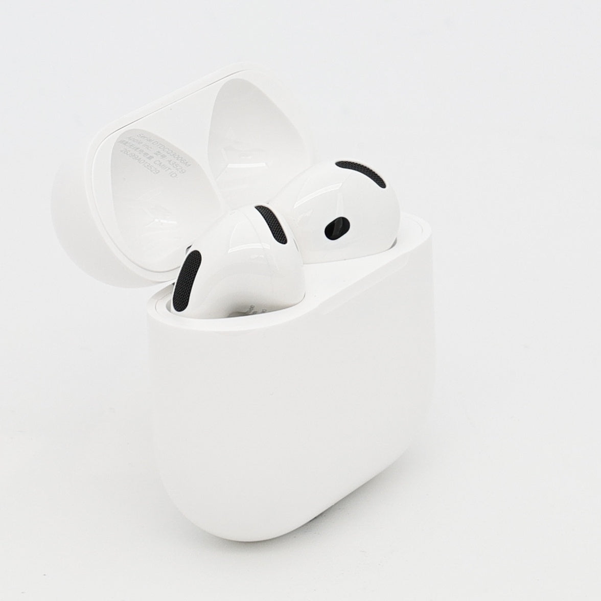 99新 Apple AirPods 5 白色