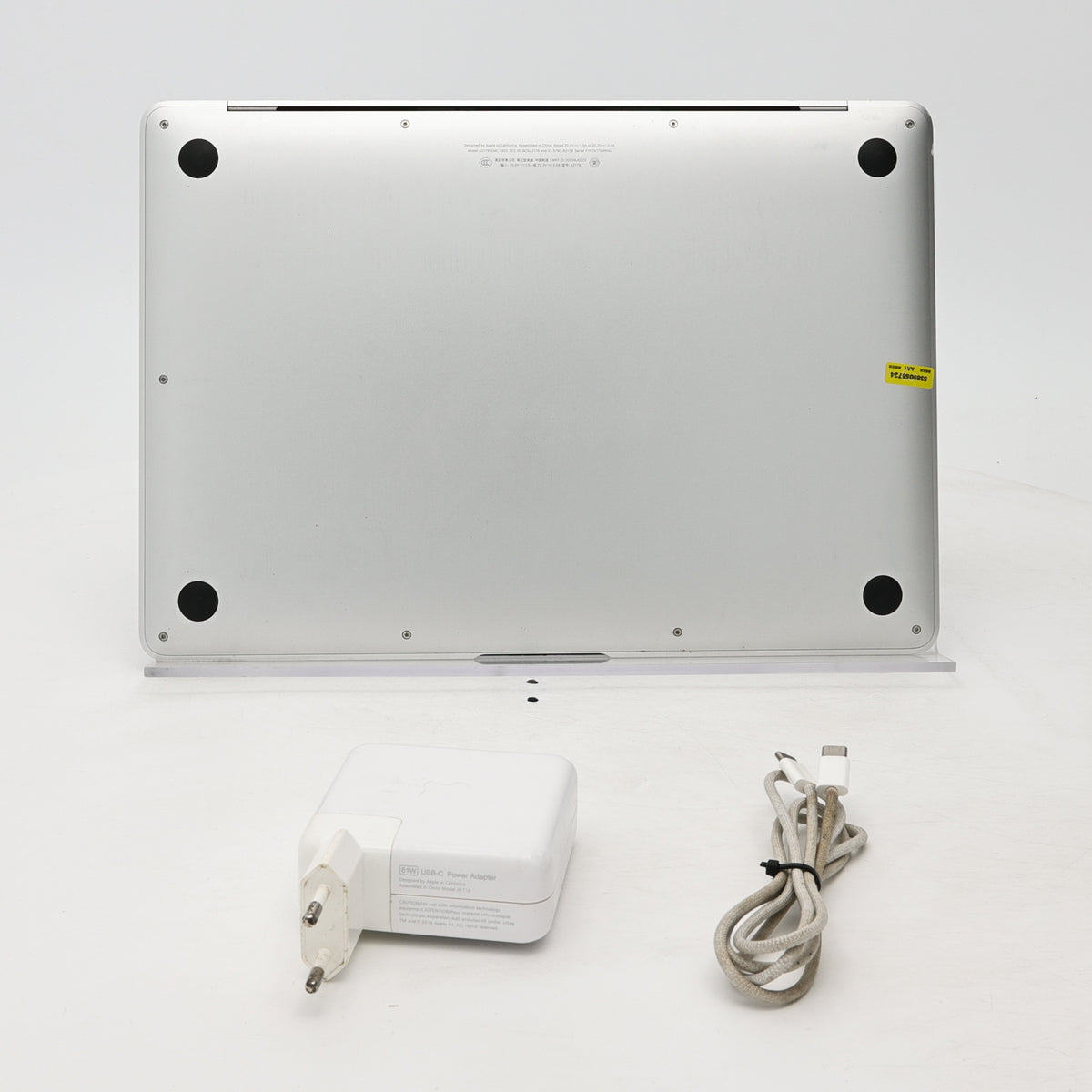 95新 Apple MacBook Air 20年 13寸 i3 1.1G 8G RAM 256G SSD 銀色