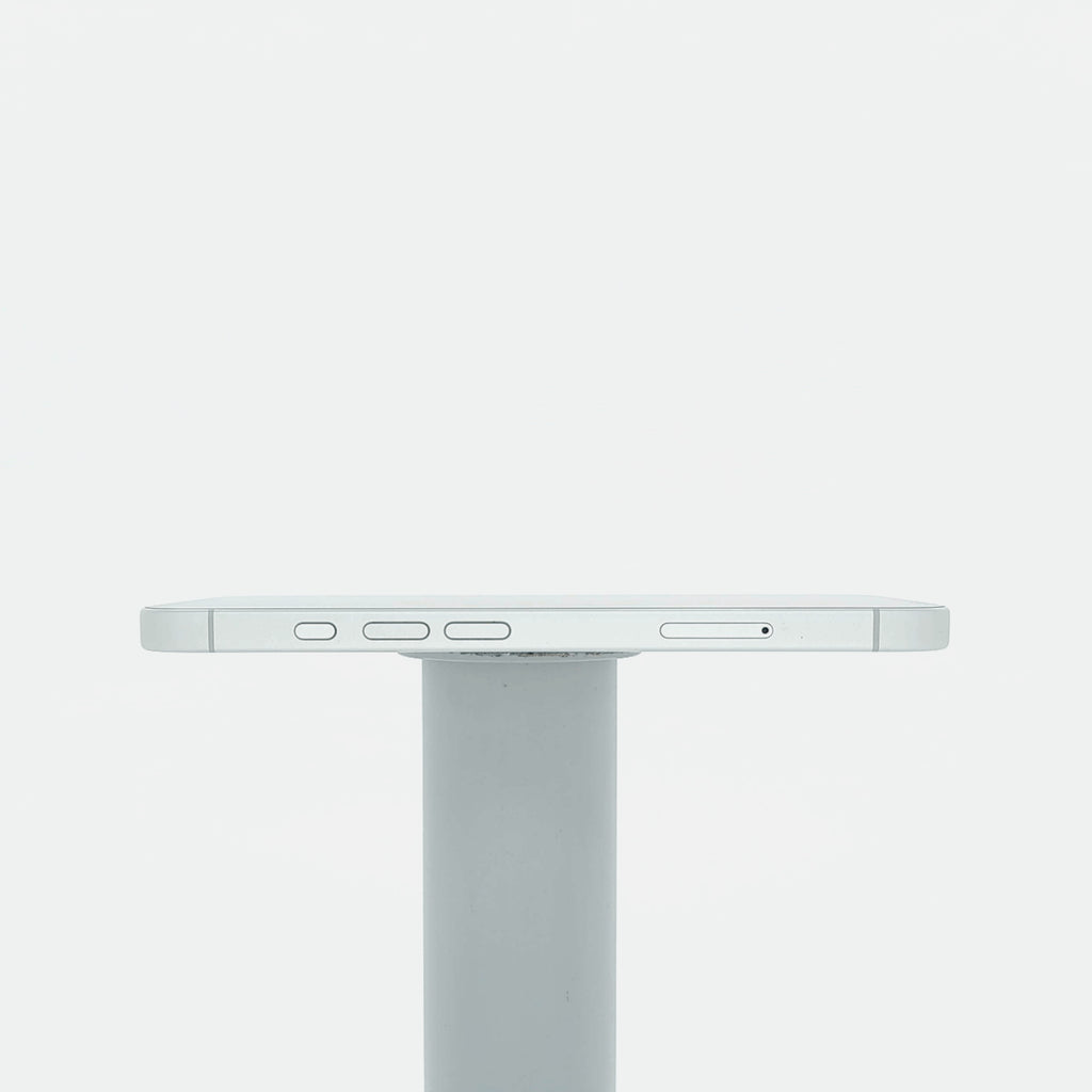95新 Apple iPhone 16 128G 白色 中國大陸版