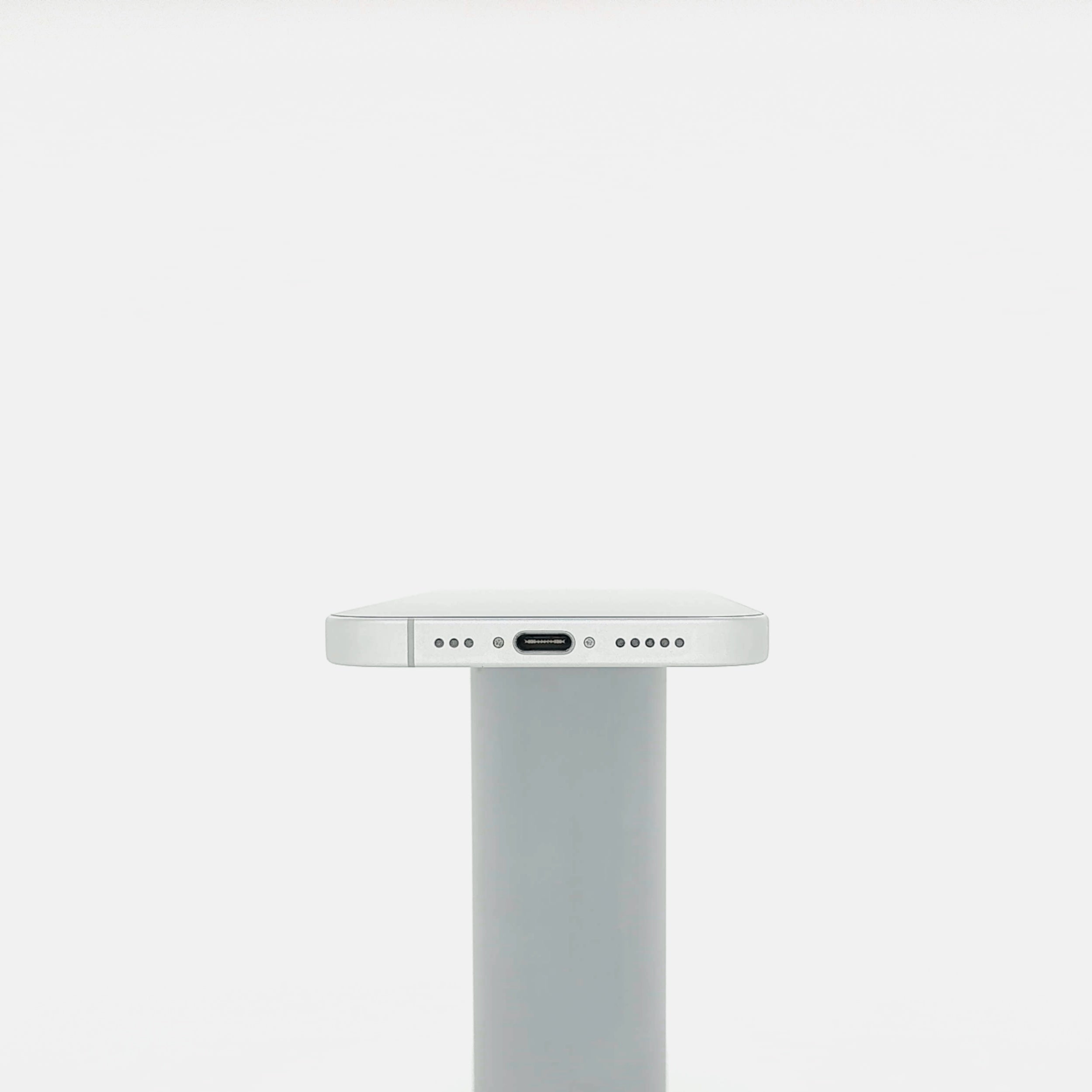 95新 Apple iPhone 16 256G 白色 中國大陸版