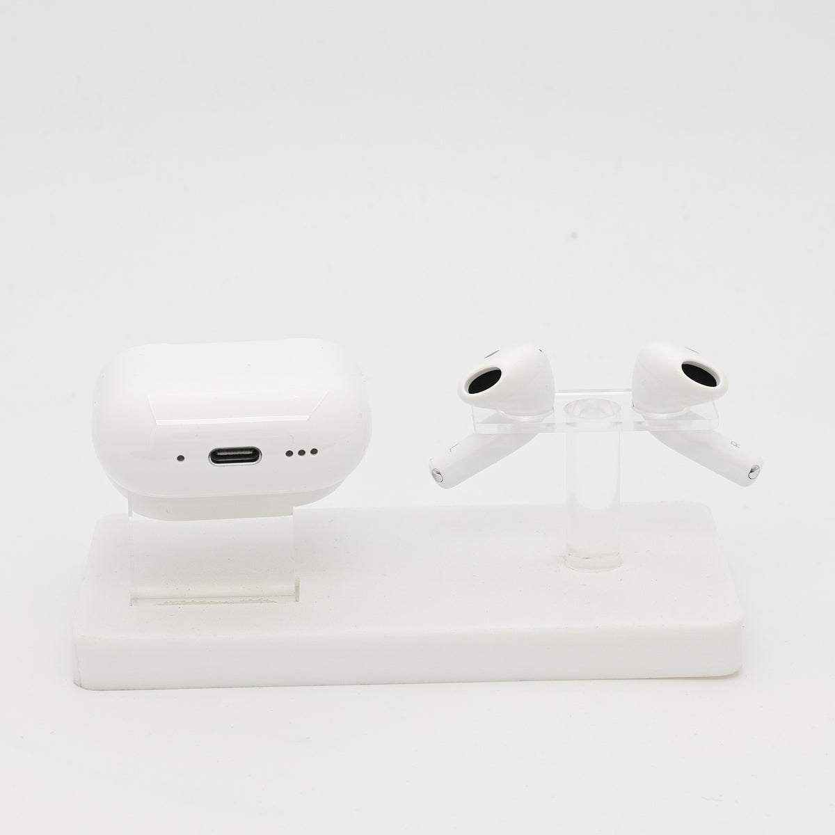 99新 Apple AirPods 4 (支持主動降噪) 白色