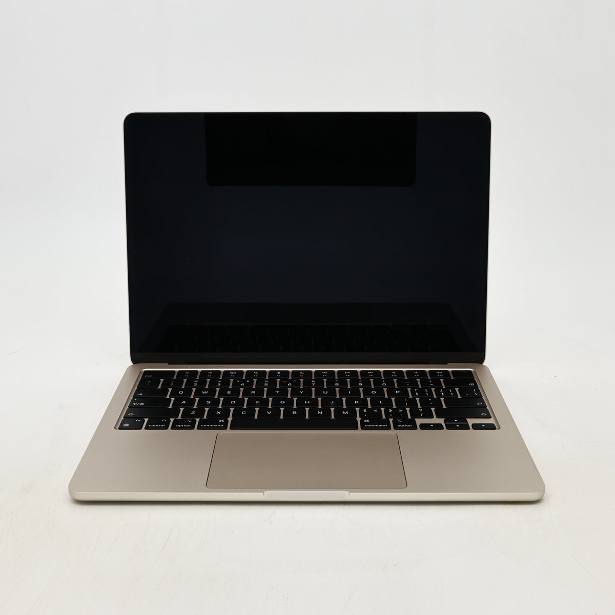 99新 Apple MacBook Air 22年 13寸 M2（8+8核） 8G RAM 256G SSD 星光色