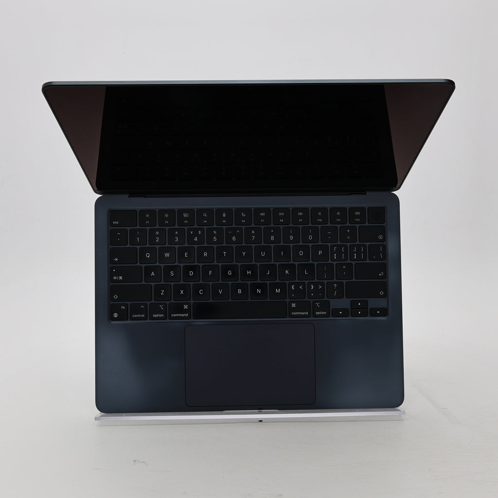 95新 Apple MacBook Air 22年 13寸 M2（8+8核） 8G RAM 256G SSD 午夜色