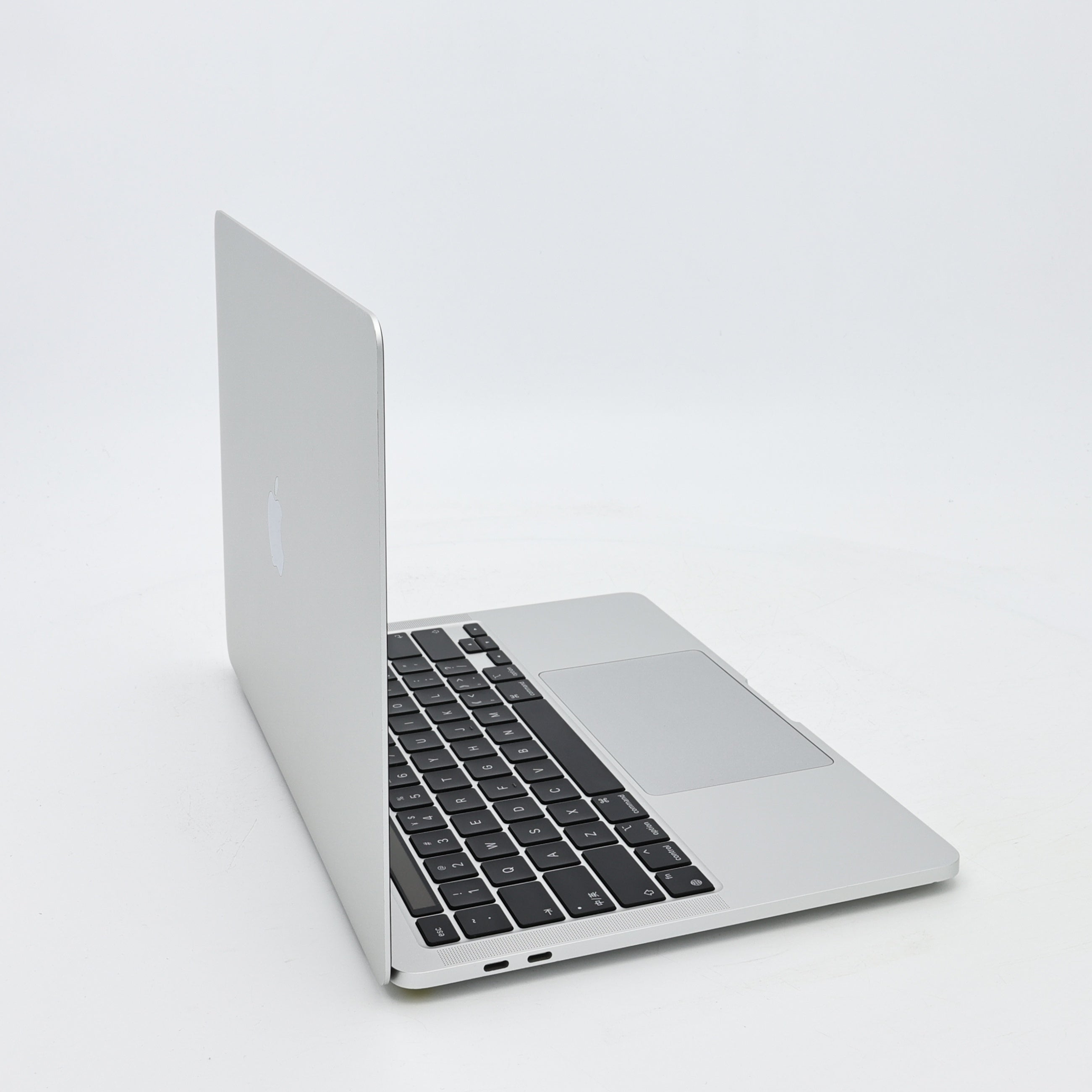 95新 Apple MacBook Pro 22年 13寸 M2（8+10核） 8G RAM 512G SSD 銀色